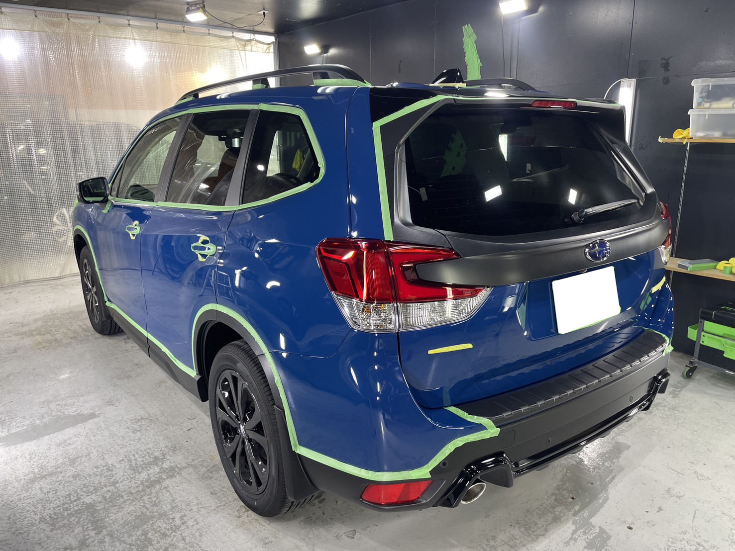 スバル 新型フォレスター 施工写真 (6)