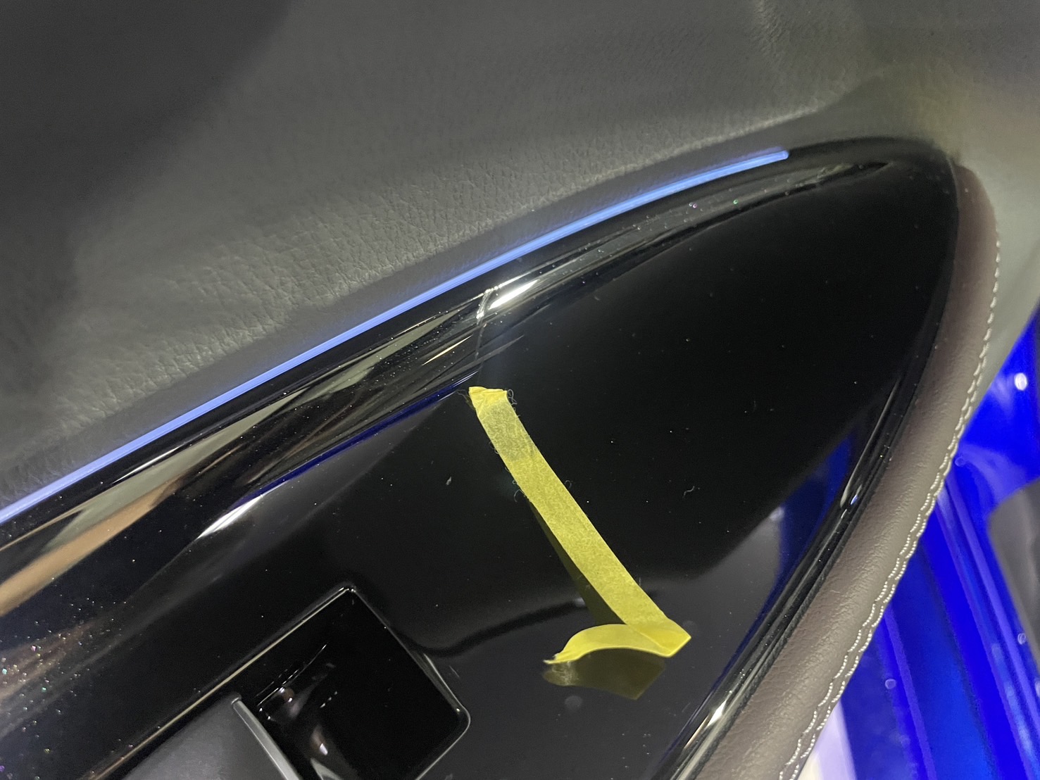 トヨタ 新型MIRAI 施工写真 (13)