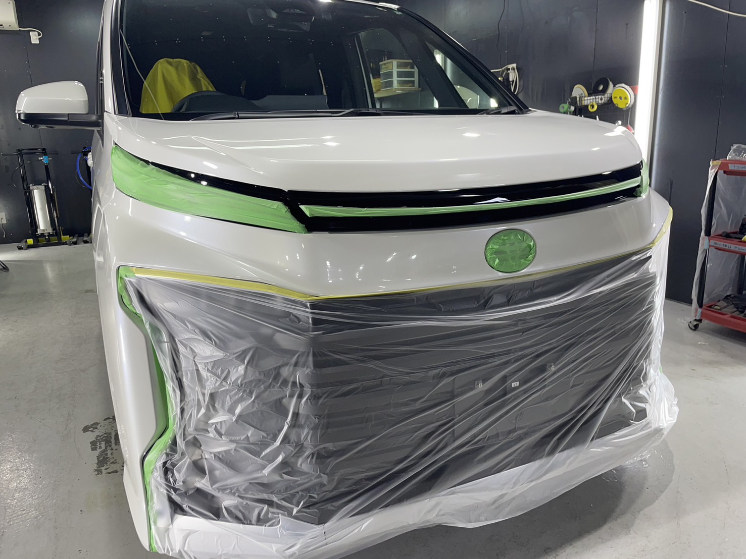 トヨタ 新型VOXY 施工写真 (4)