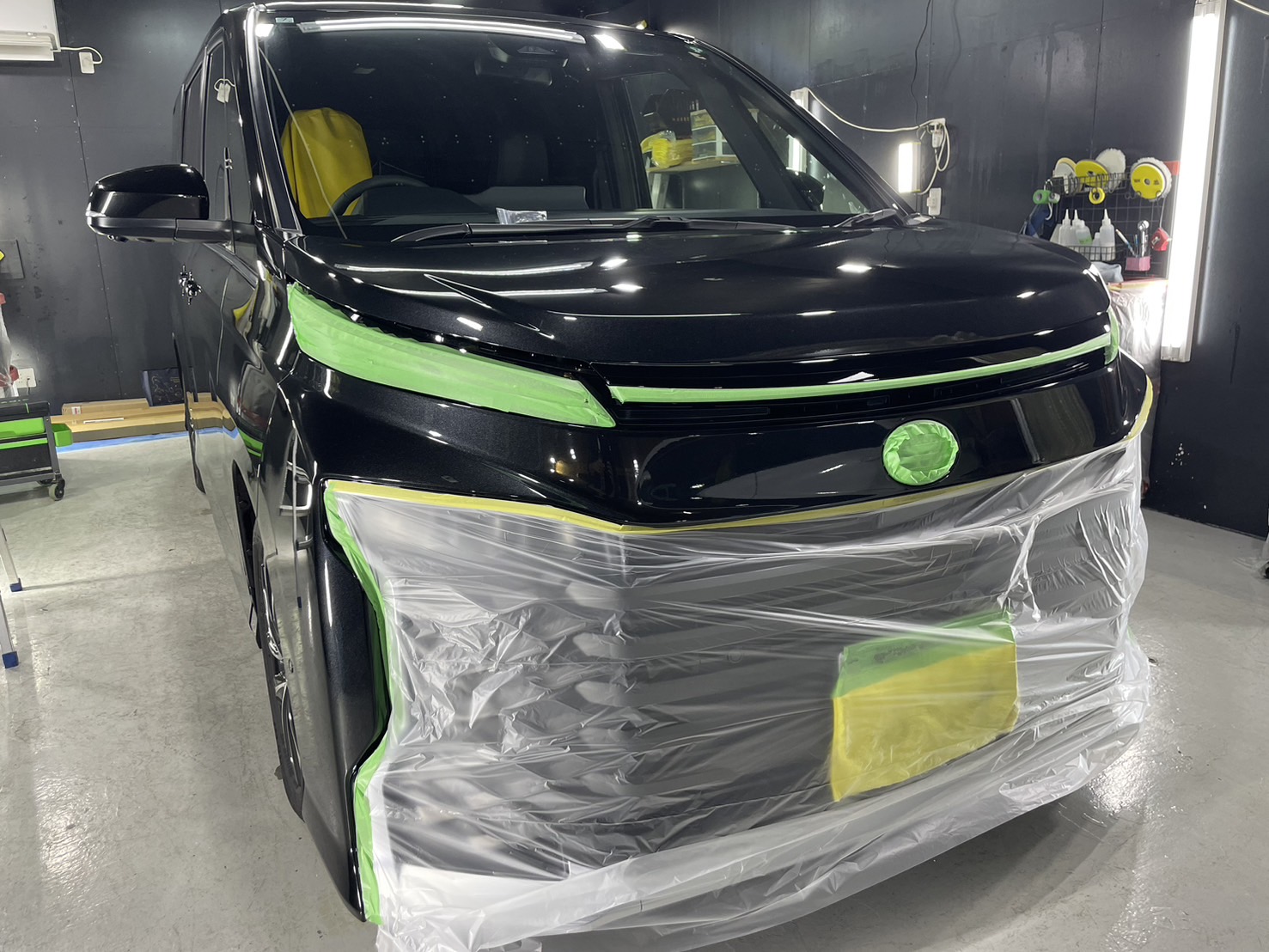 トヨタ 新型VOXY 施工写真 (3)