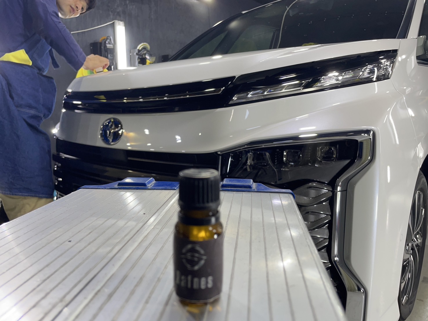 トヨタ 新型VOXY 施工写真 (5)