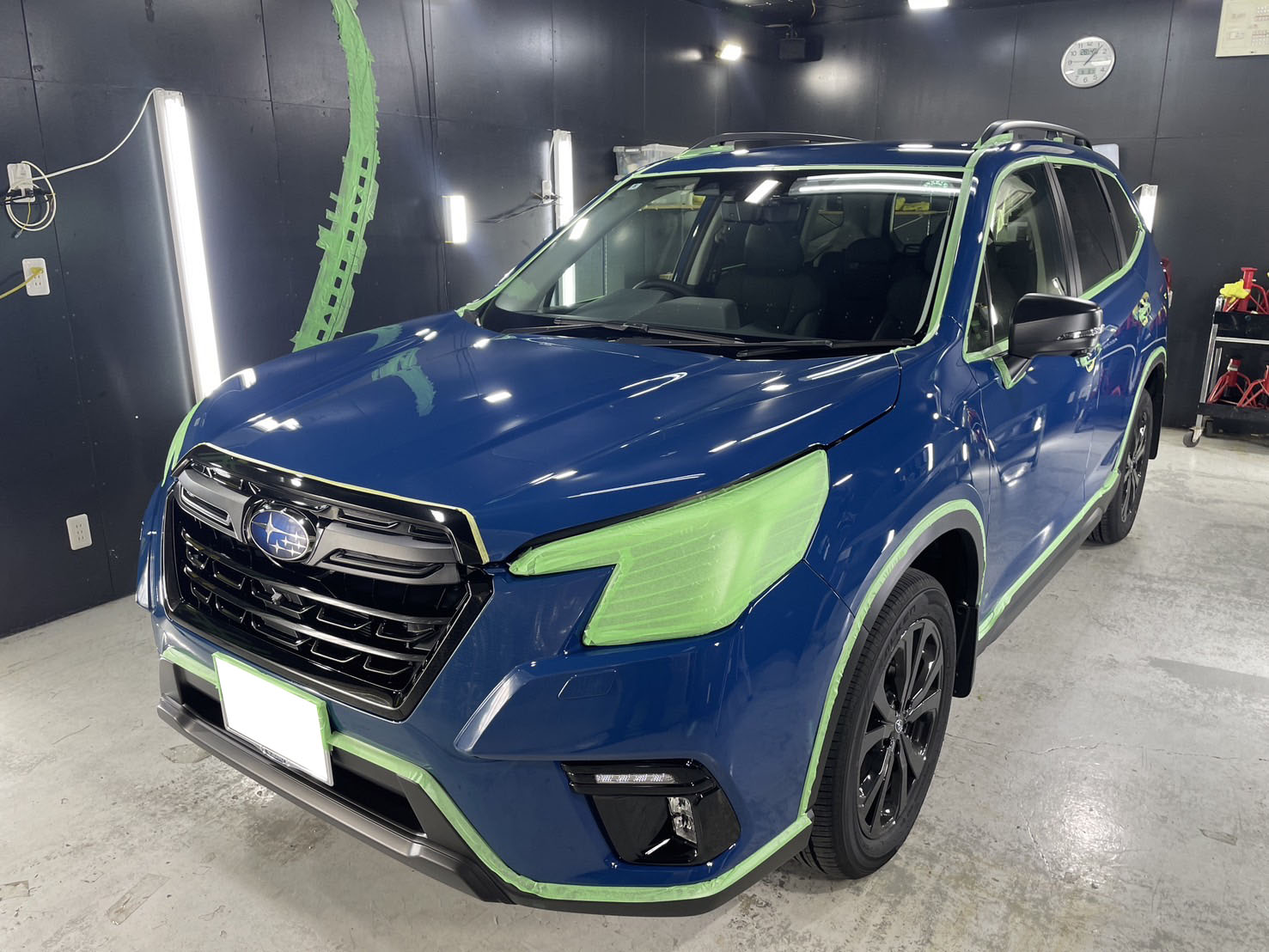 スバル 新型フォレスター 施工写真 (5)