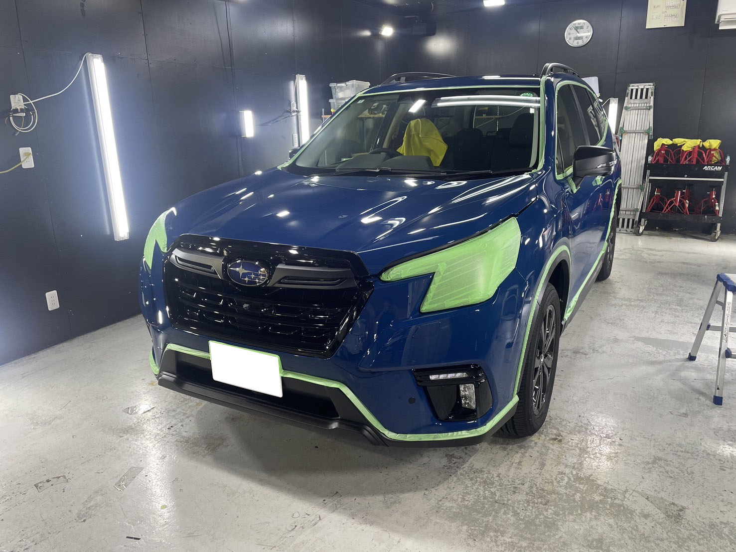 スバル 新型フォレスター 施工写真 (6)
