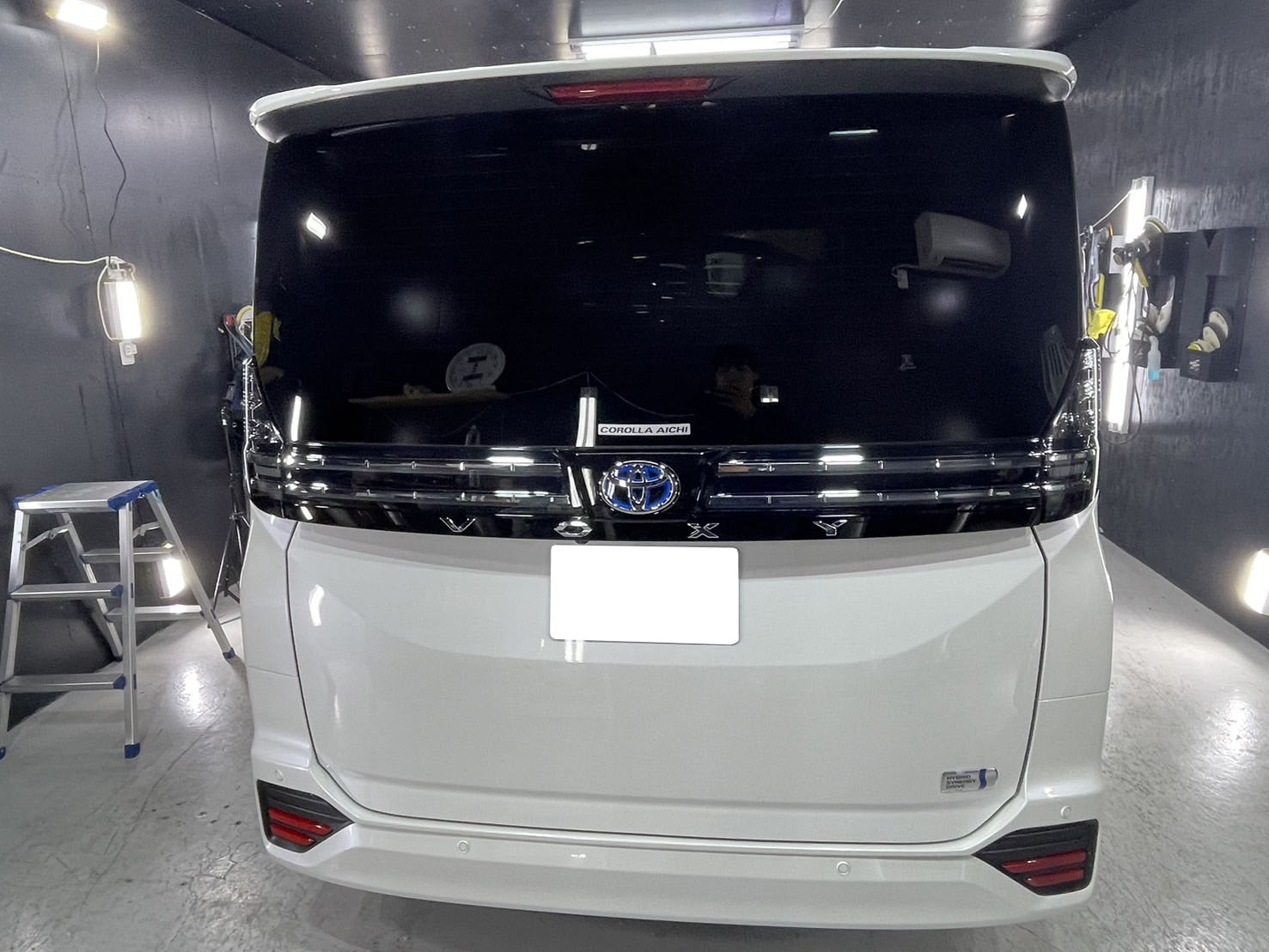 トヨタ 新型VOXY 施工写真 (7)