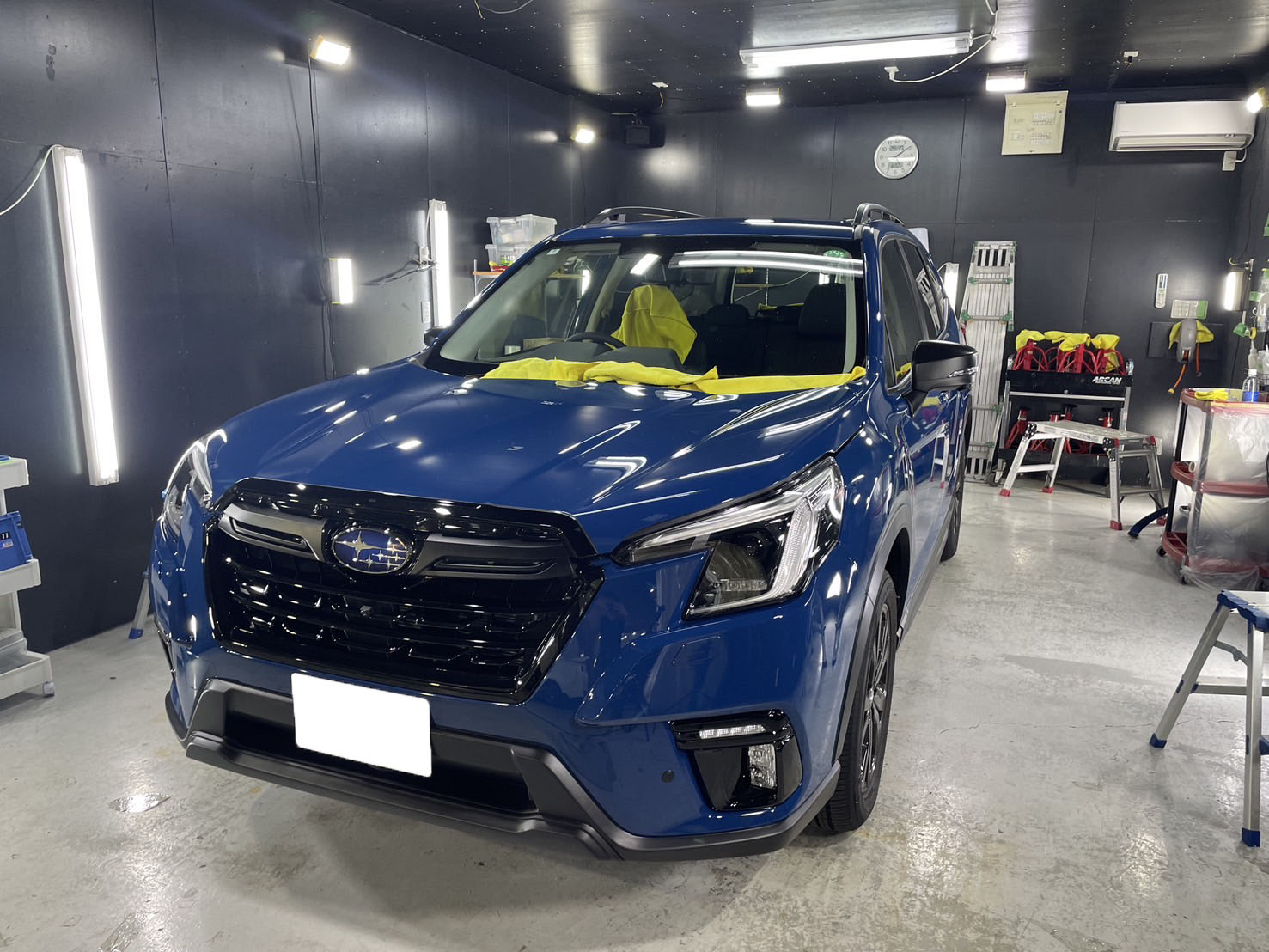 スバル 新型フォレスター 施工写真 (19)
