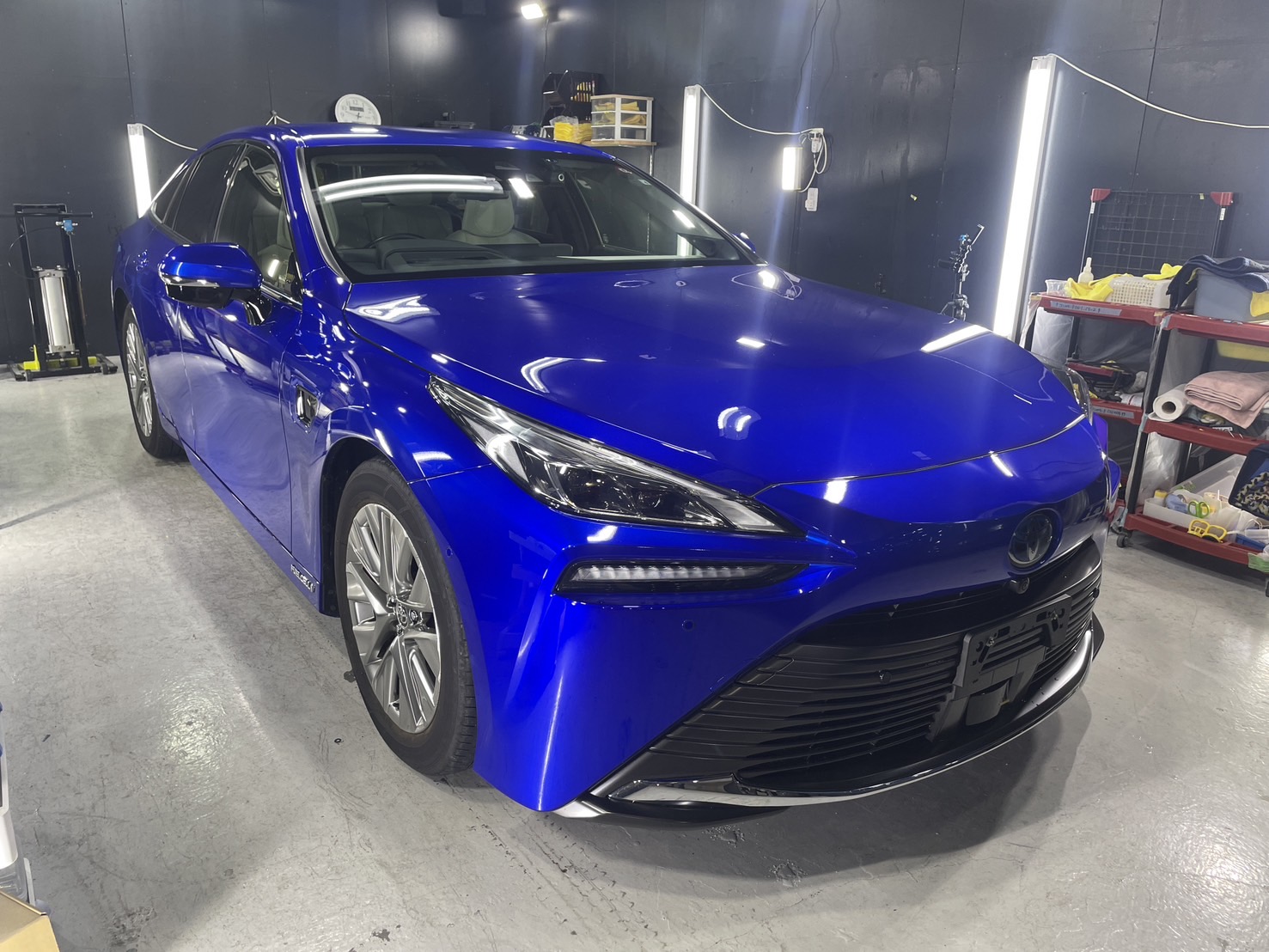 トヨタ 新型MIRAI 施工写真 (1)