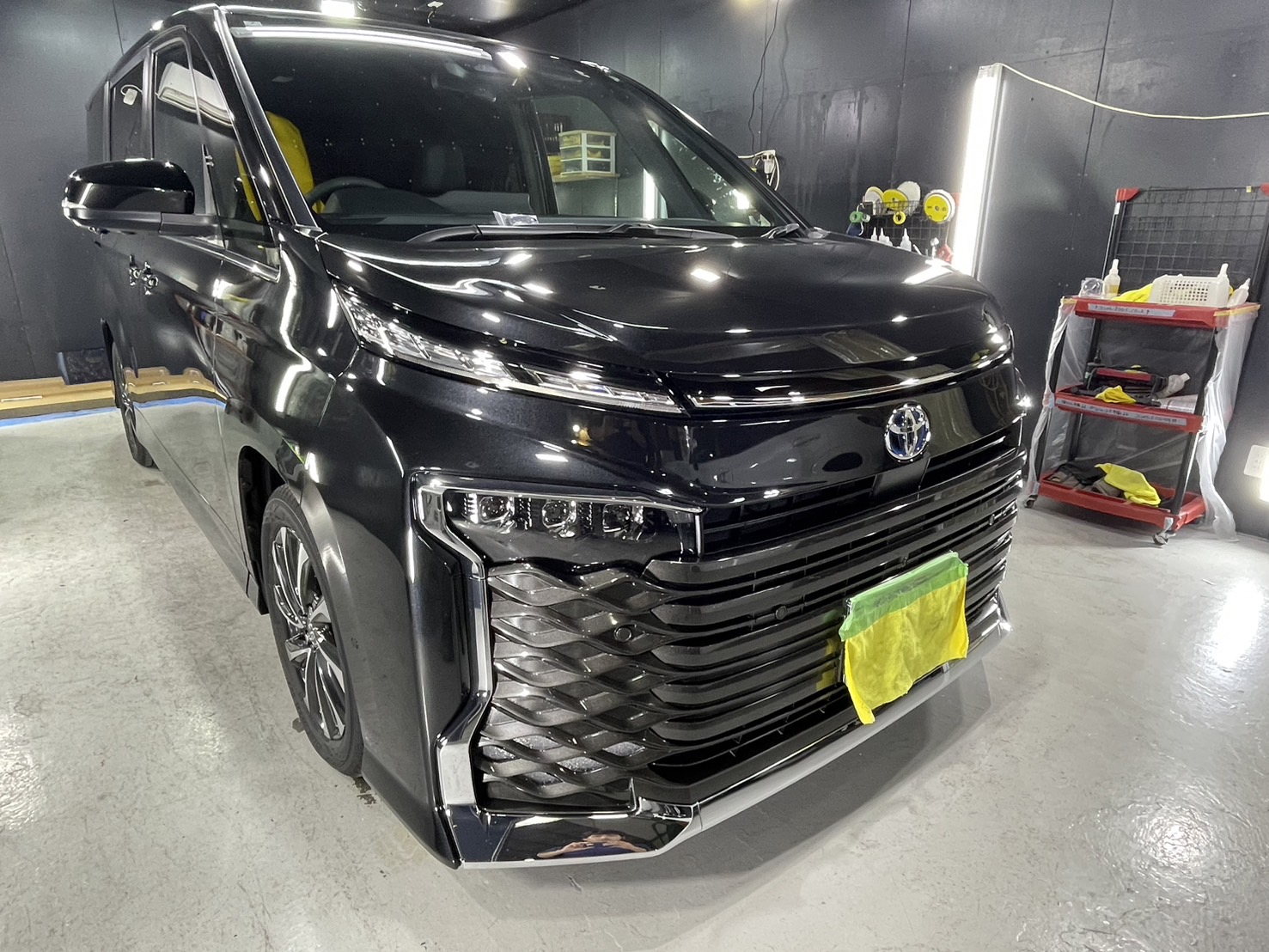 トヨタ 新型VOXY 施工写真 (2)