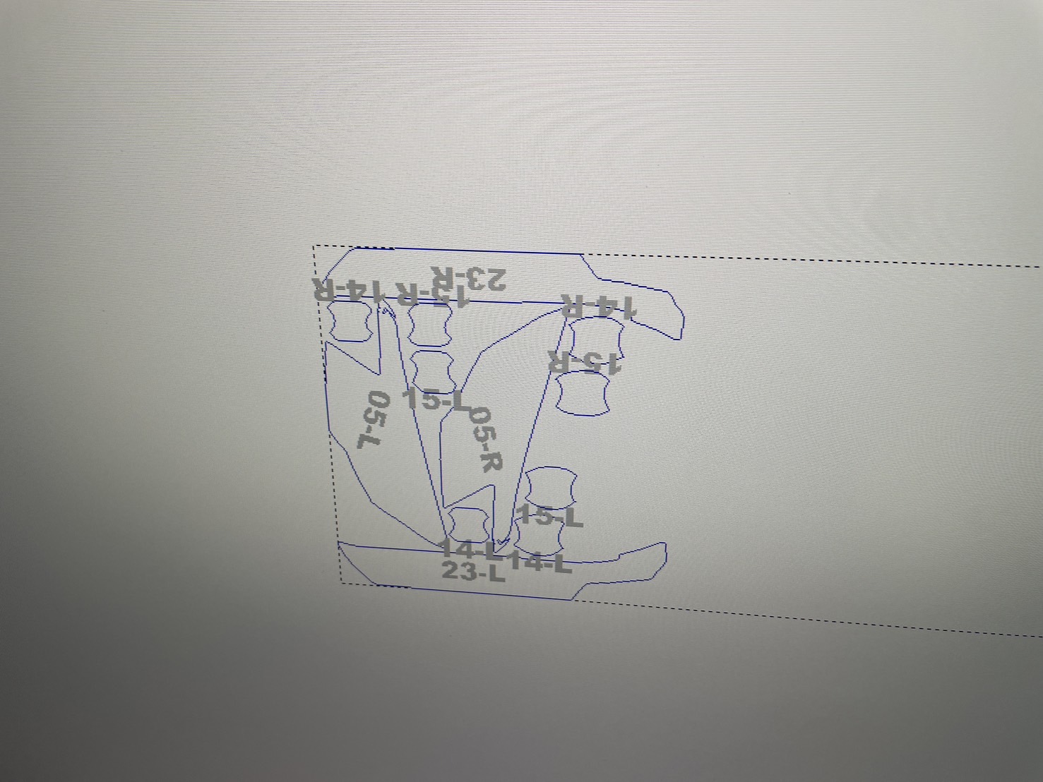 スバル 新型フォレスター 施工写真 (15)