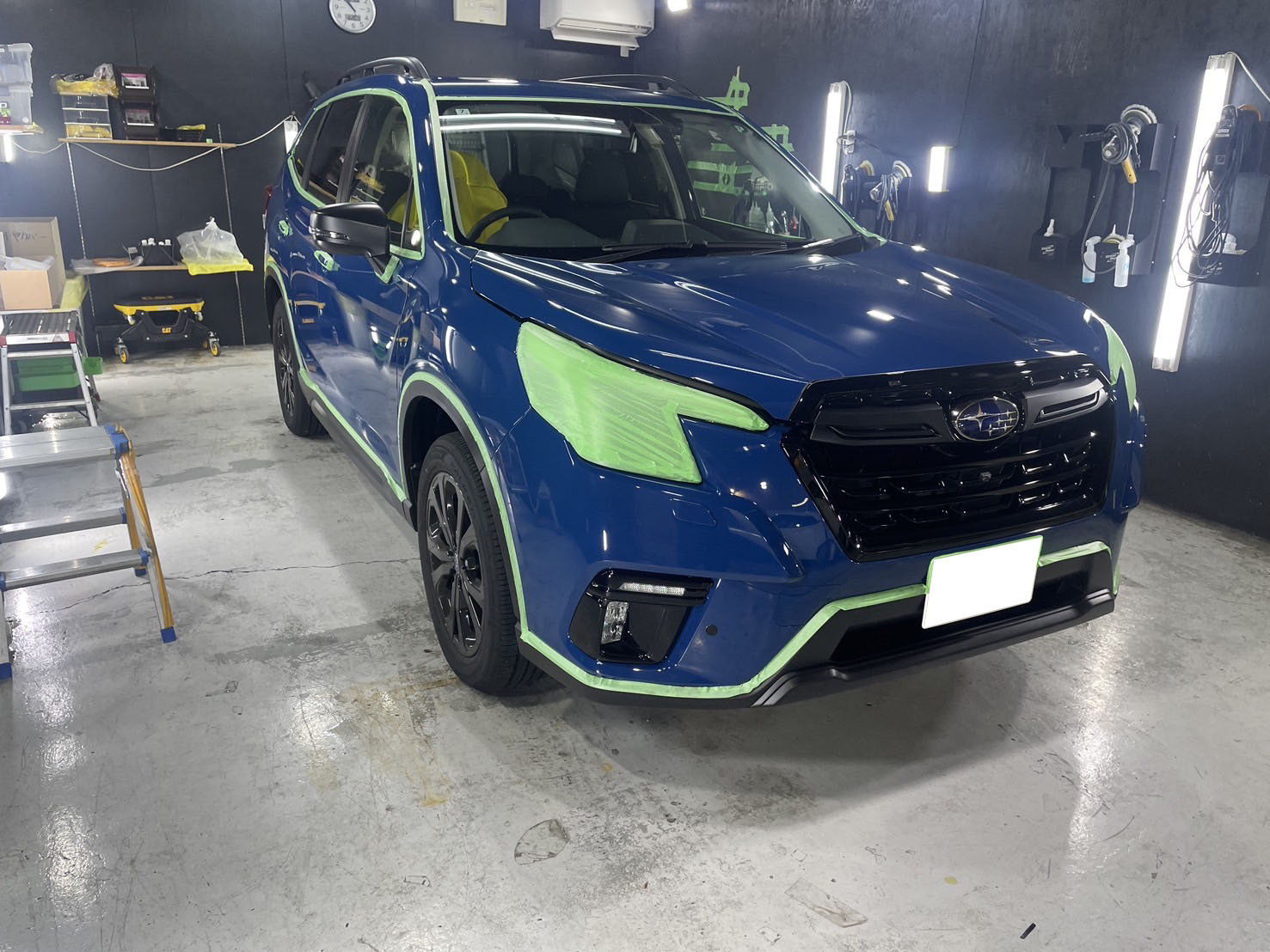 スバル 新型フォレスター 施工写真 (4)