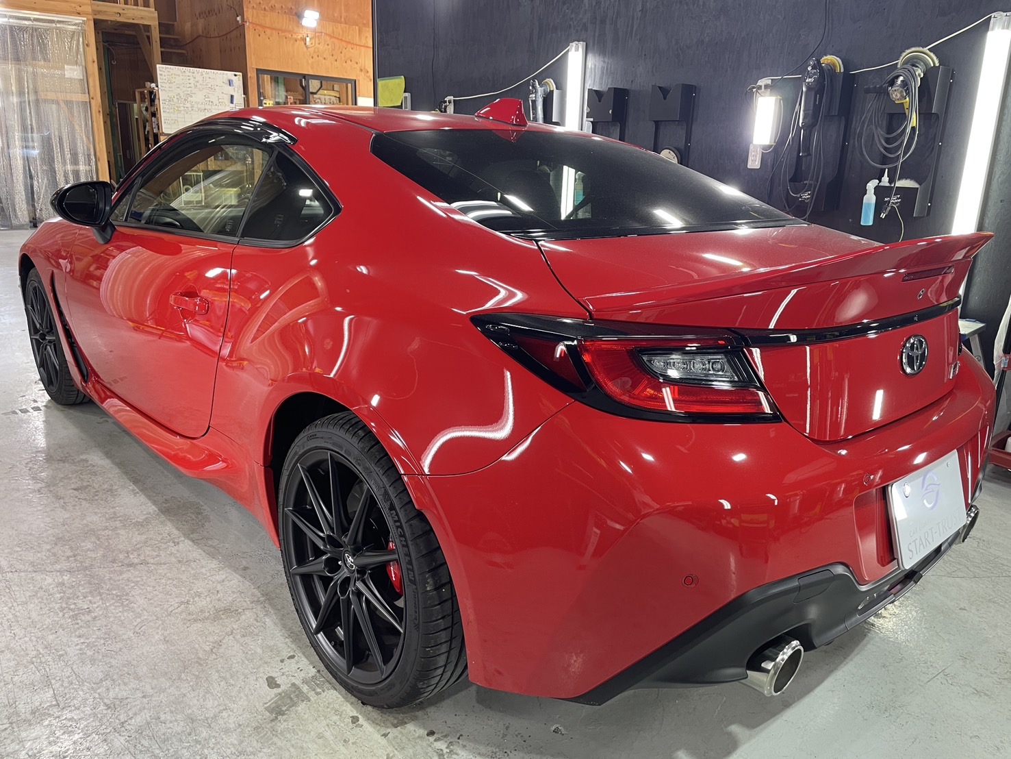 トヨタ 施工写真 (2)