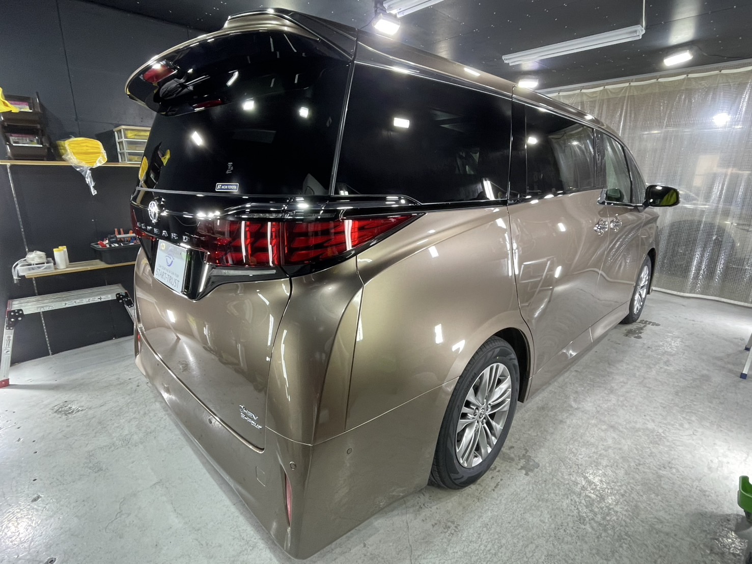トヨタ アルファード 施工写真 (17)