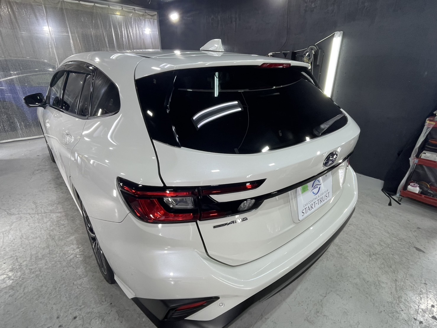 スバル レヴォーグSTI 施工写真 (11)