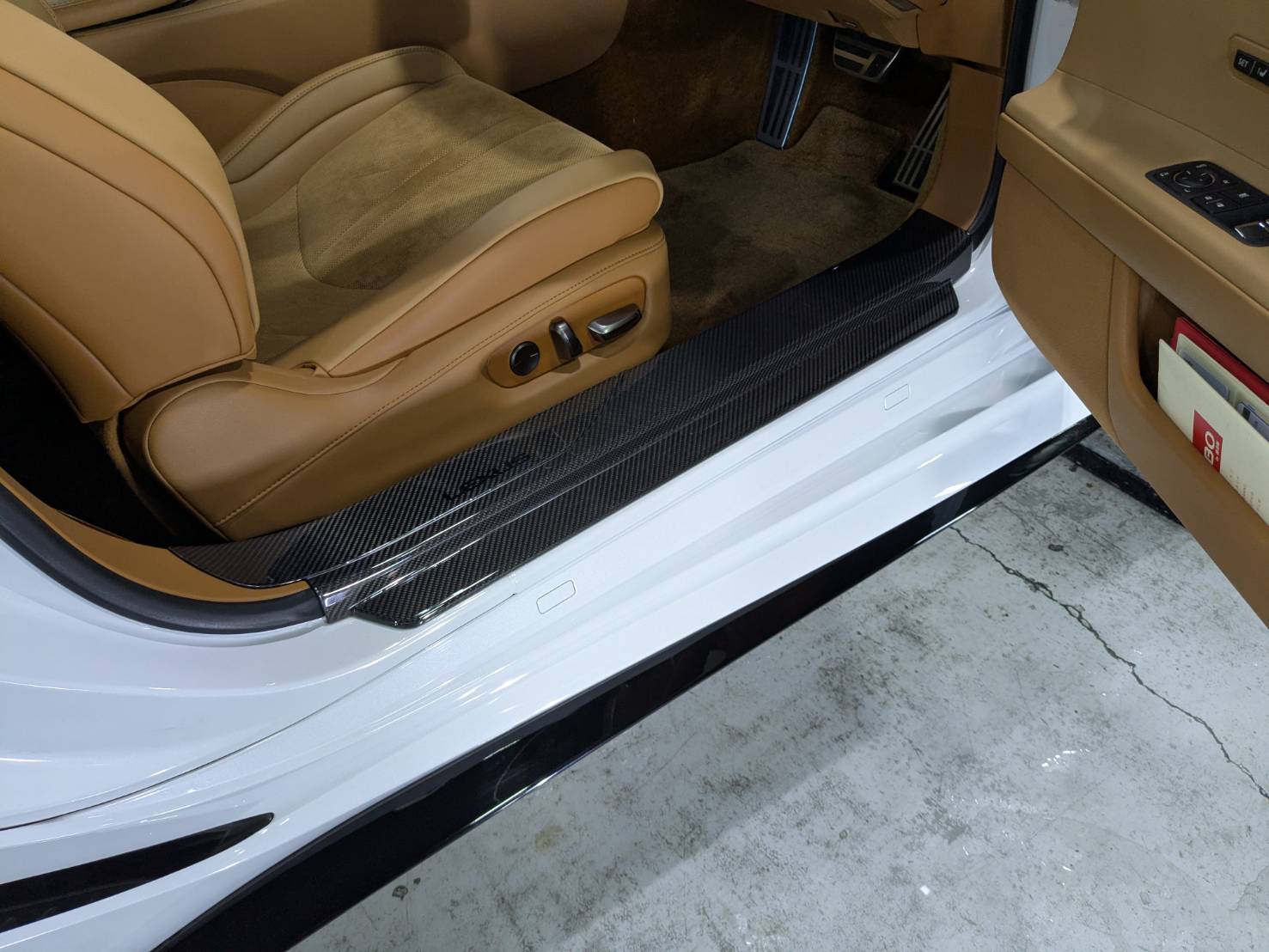 レクサス LC500 施工写真 (4)