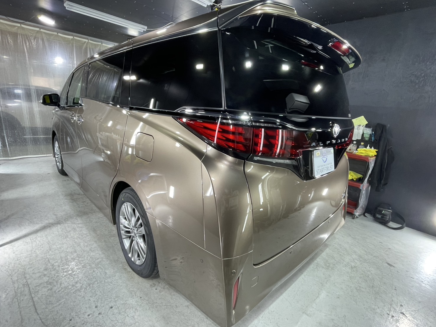 トヨタ アルファード 施工写真 (15)