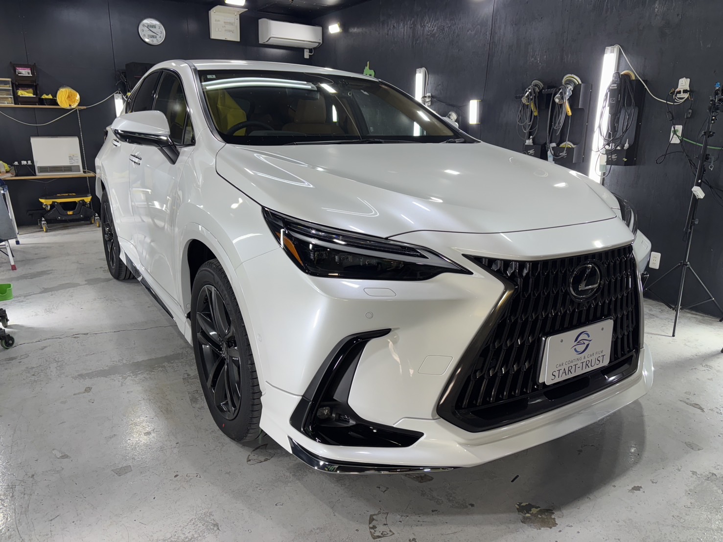 レクサス NX350h 施工写真 (9)