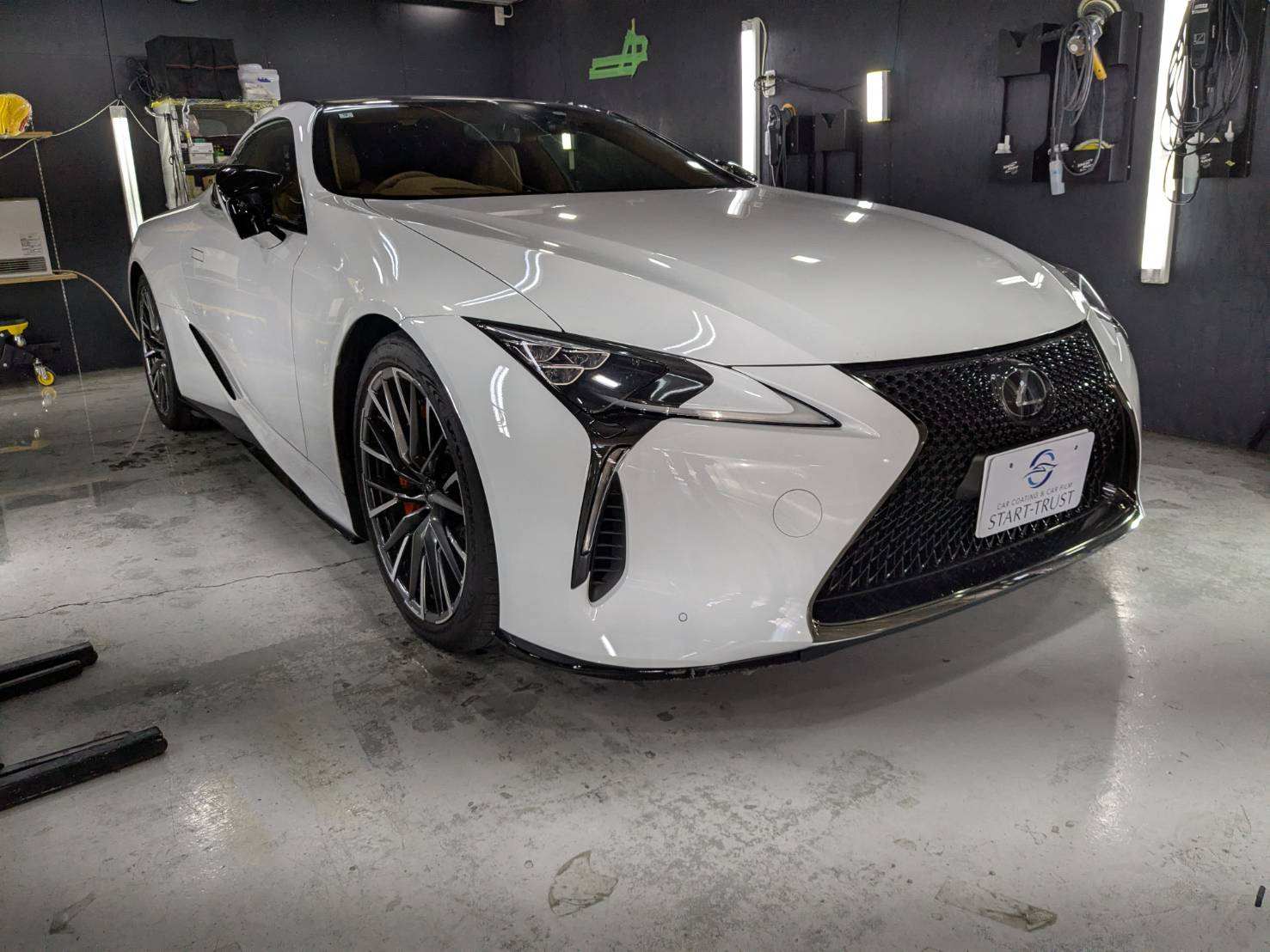 レクサス LC500 施工写真 (7)