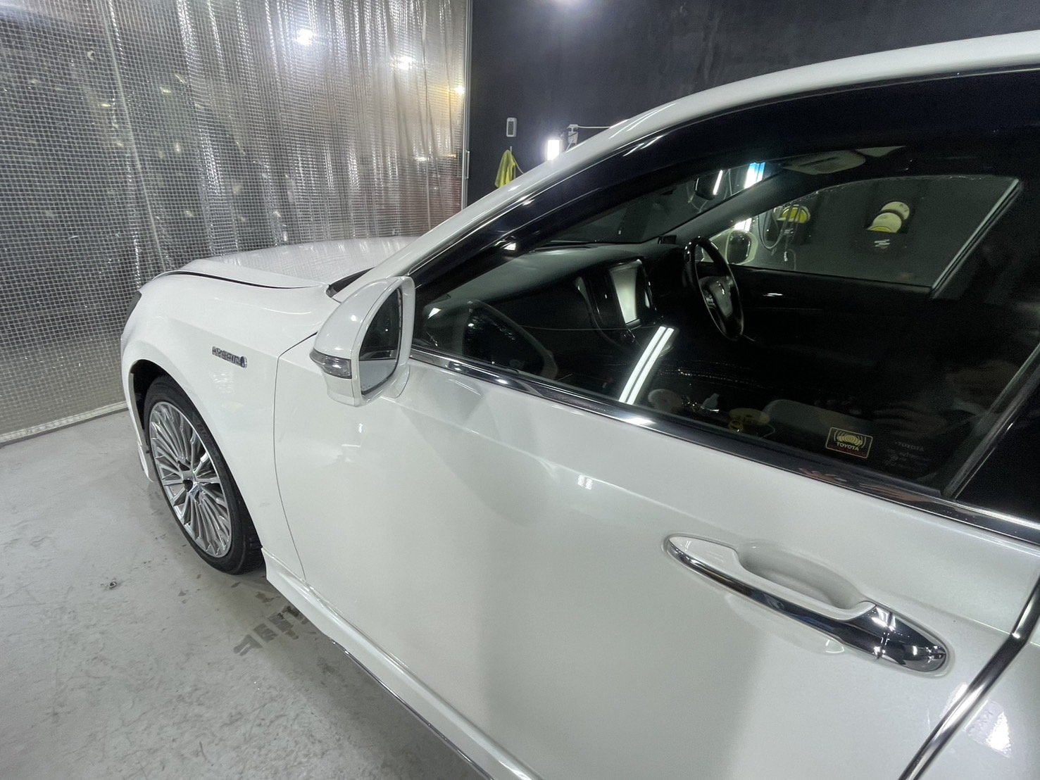 トヨタ クラウンマジェスタ 施工写真 (5)