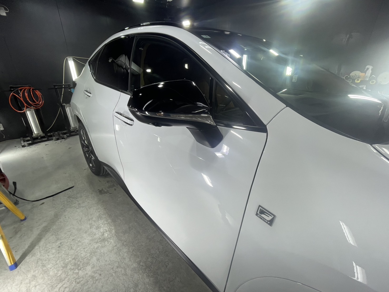 レクサス NX350h 施工写真 (8)