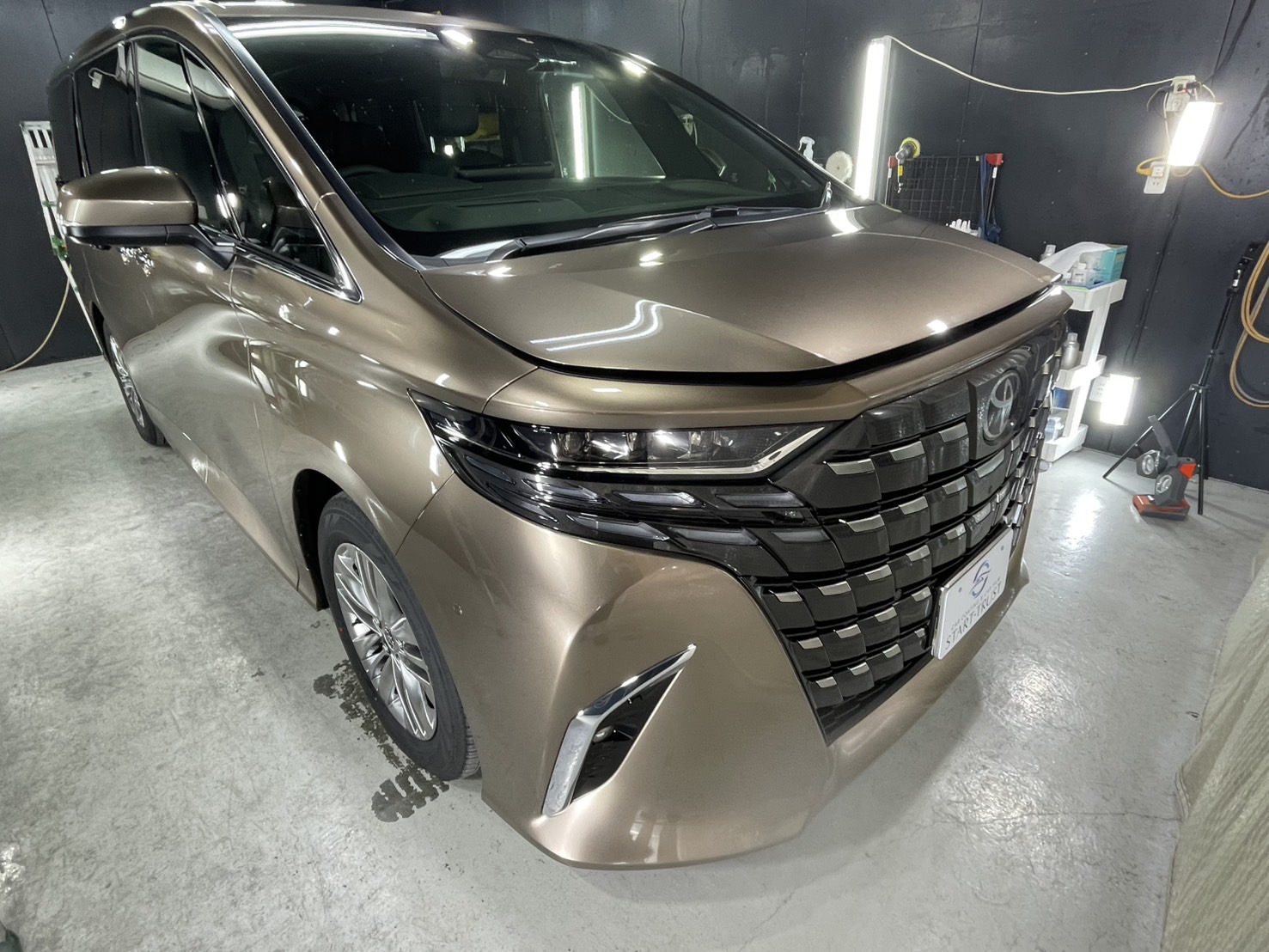 トヨタ アルファード 施工写真 (5)