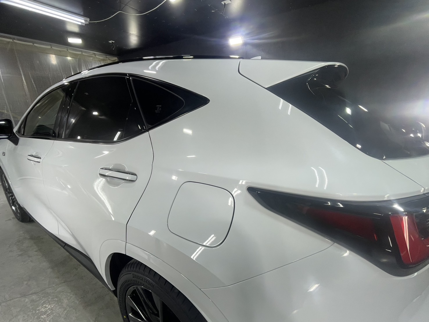 レクサス NX350h 施工写真 (7)