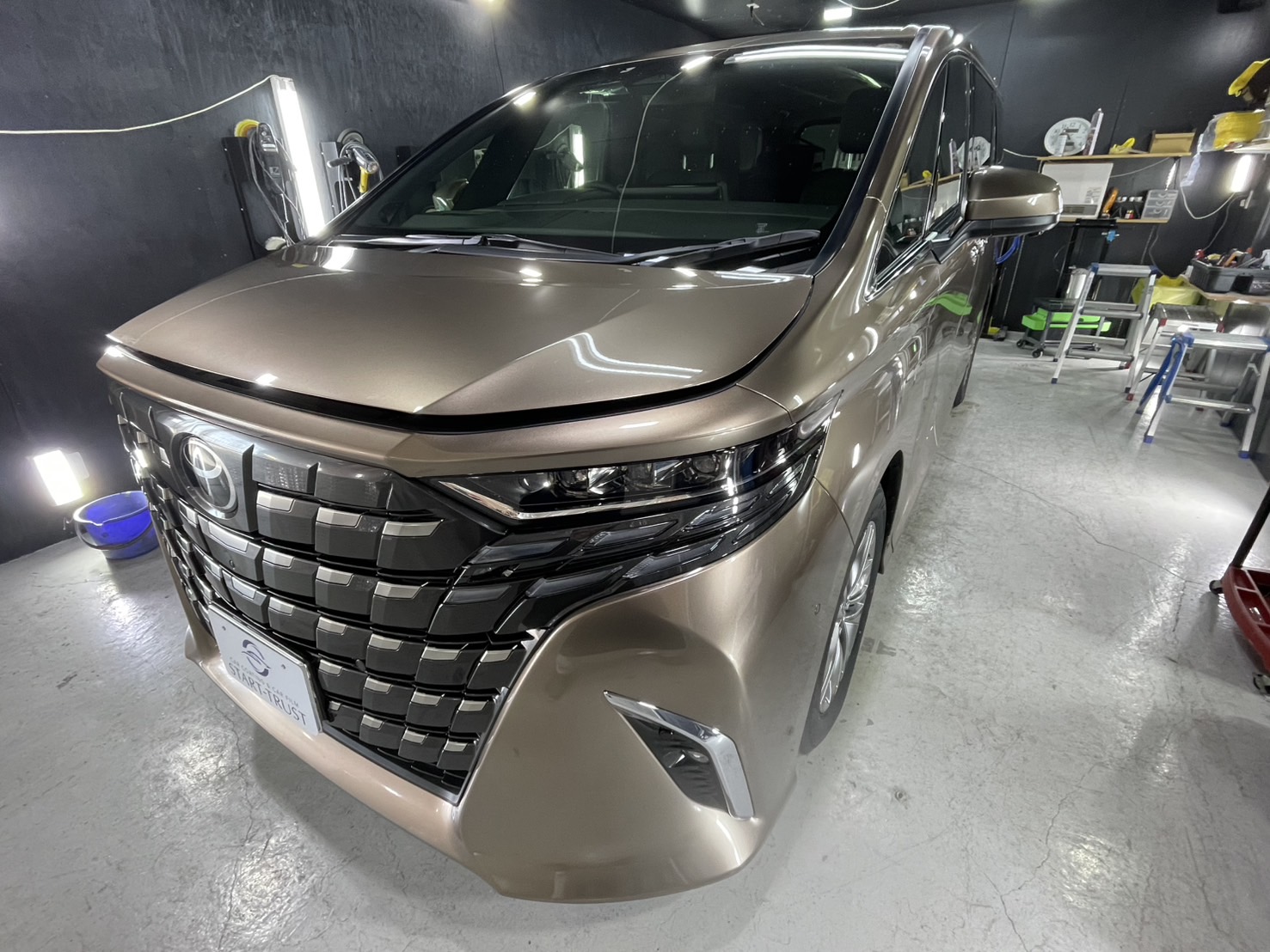 トヨタ アルファード 施工写真 (7)
