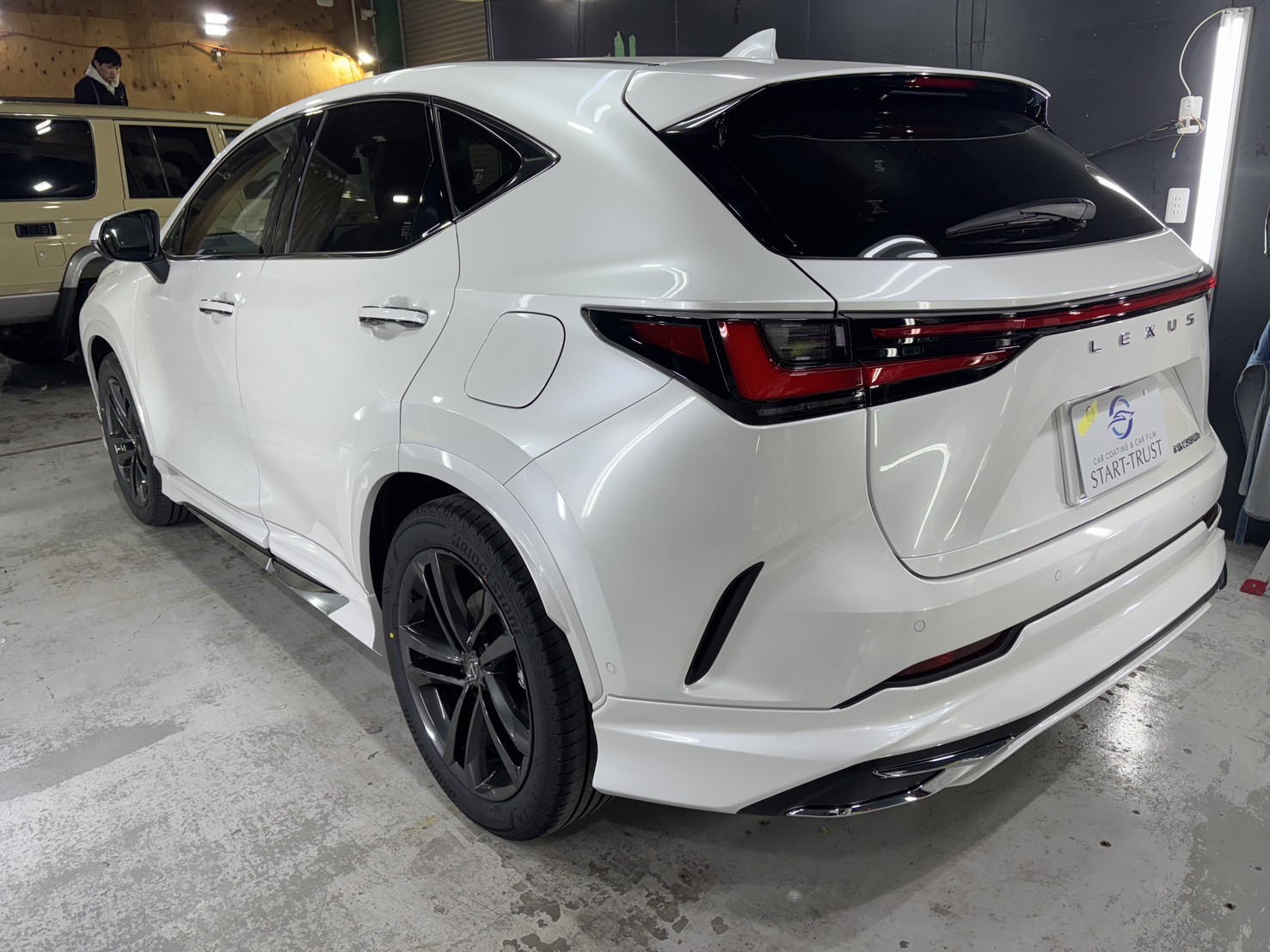 レクサス NX350h 施工写真 (12)