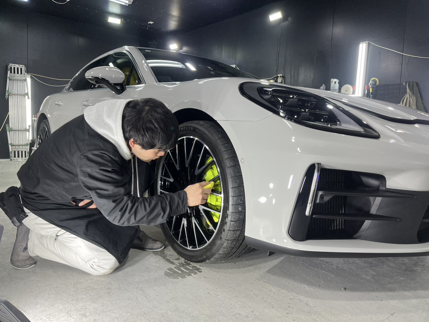 ポルシェ パナメーラ4 施工写真 (34)
