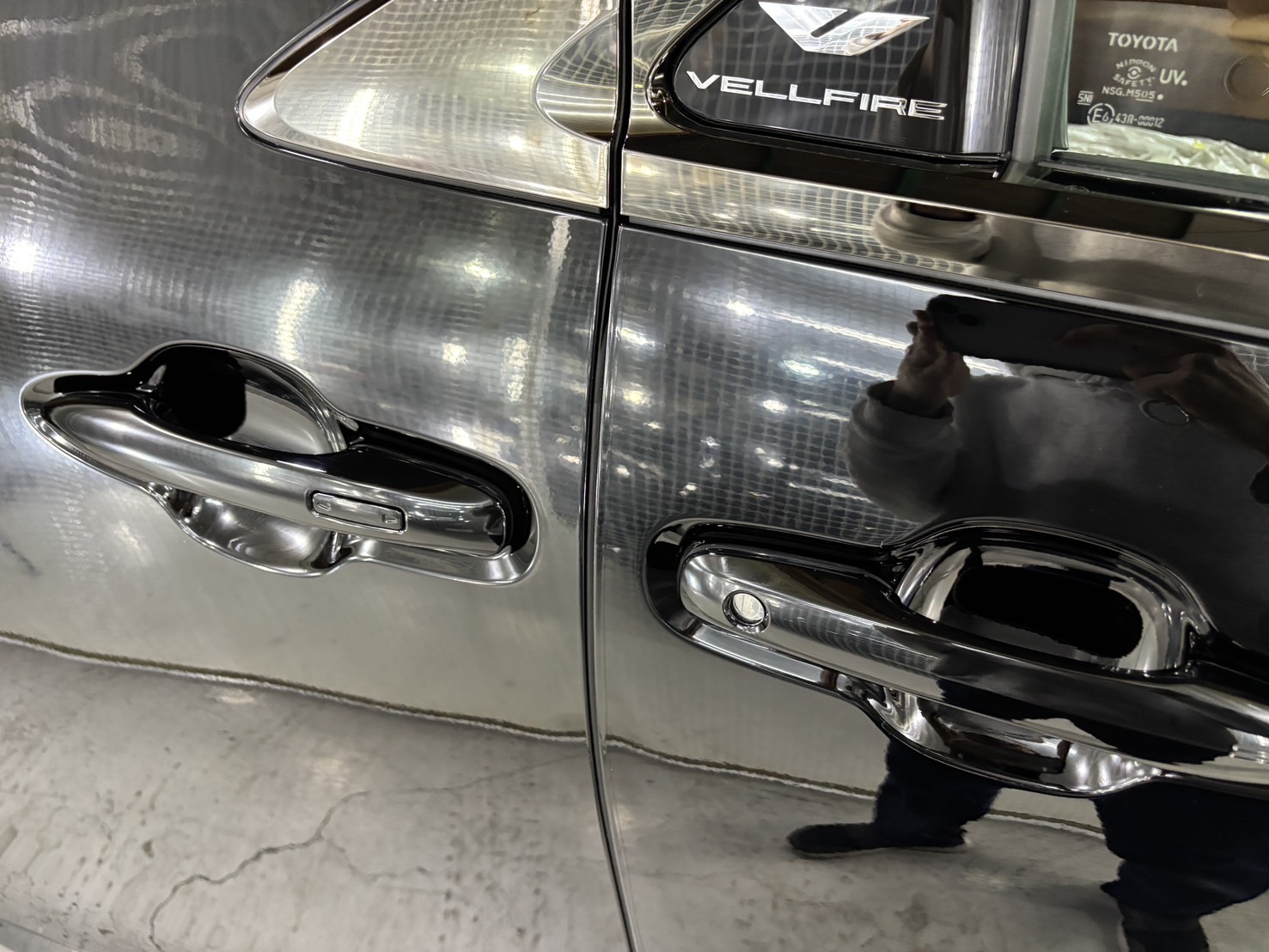 トヨタ ヴェルファイア 施工写真 (46)