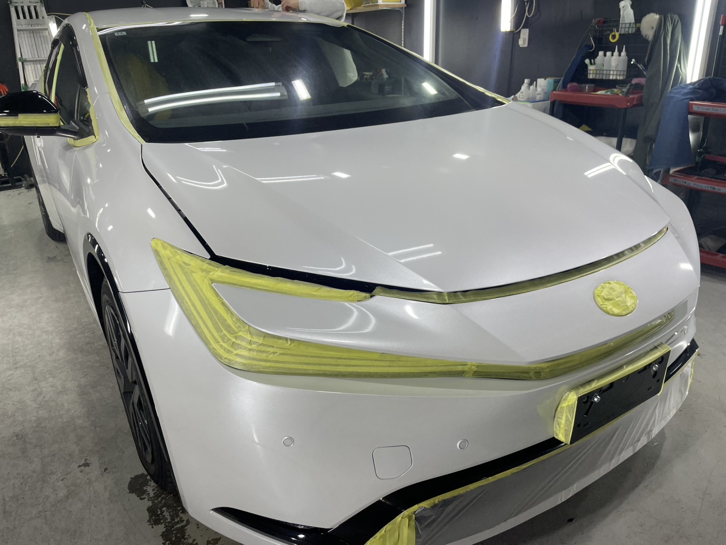 トヨタ 新型プリウス 施工写真 (10)