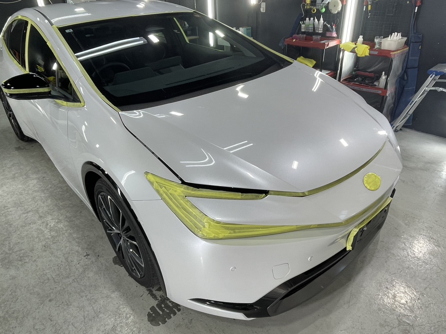 トヨタ 新型プリウス 施工写真 (12)