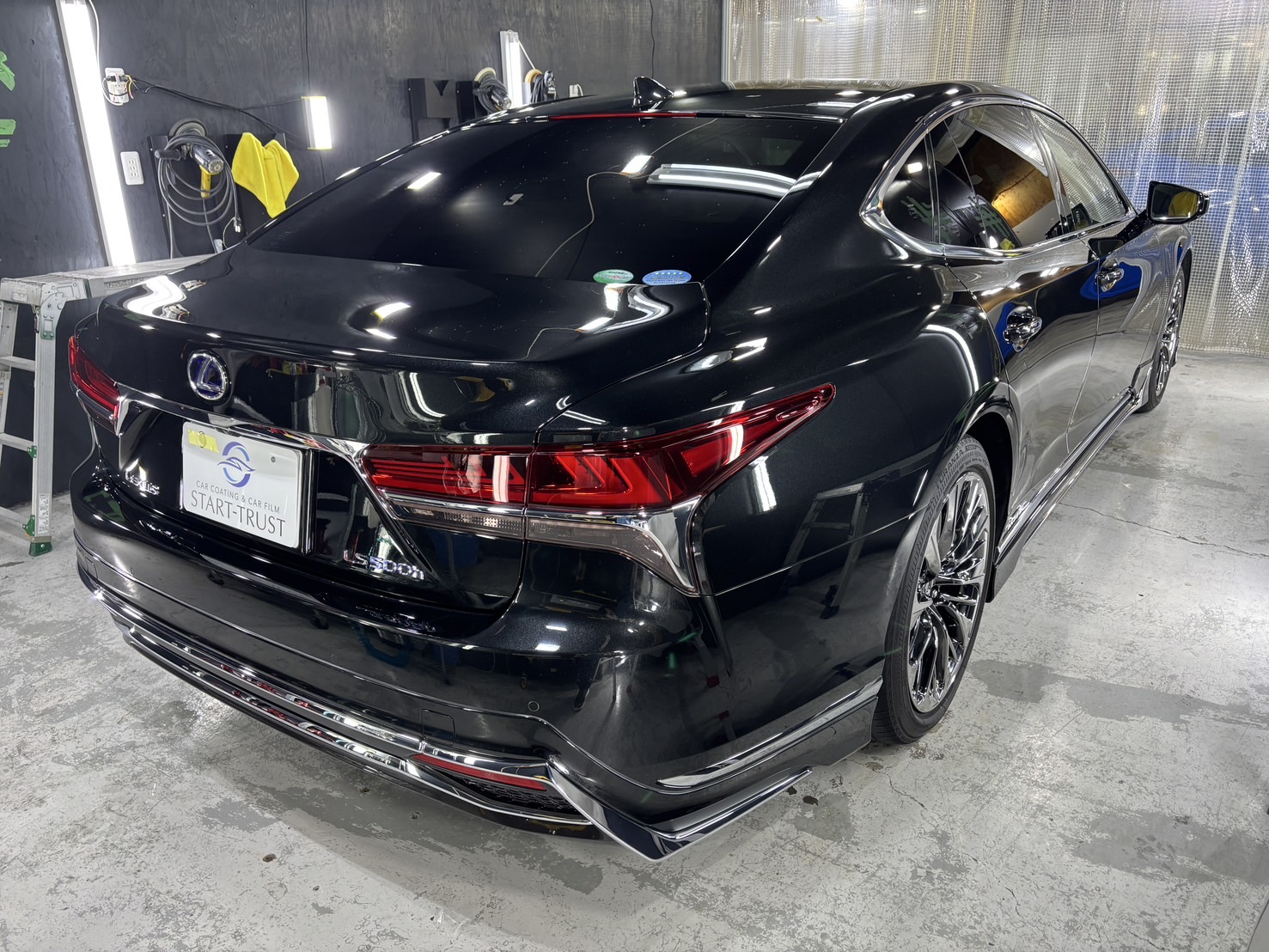 レクサス LS500h 施工写真 (28)