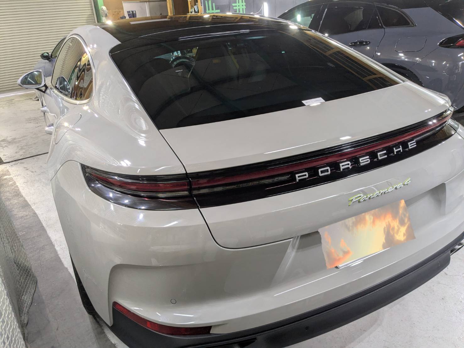 ポルシェ パナメーラ4 施工写真 (39)