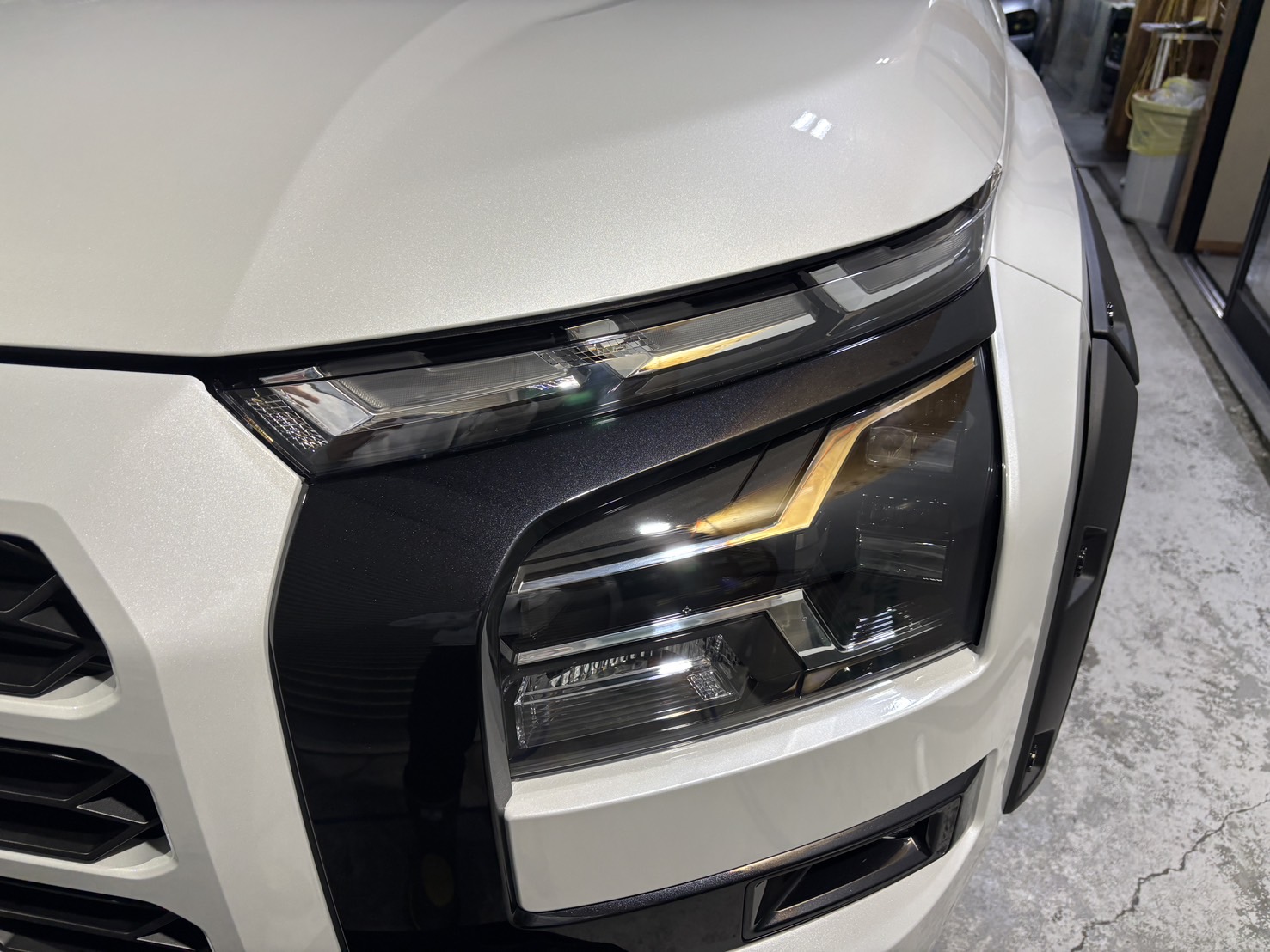 三菱 トライトン 施工写真 (27)