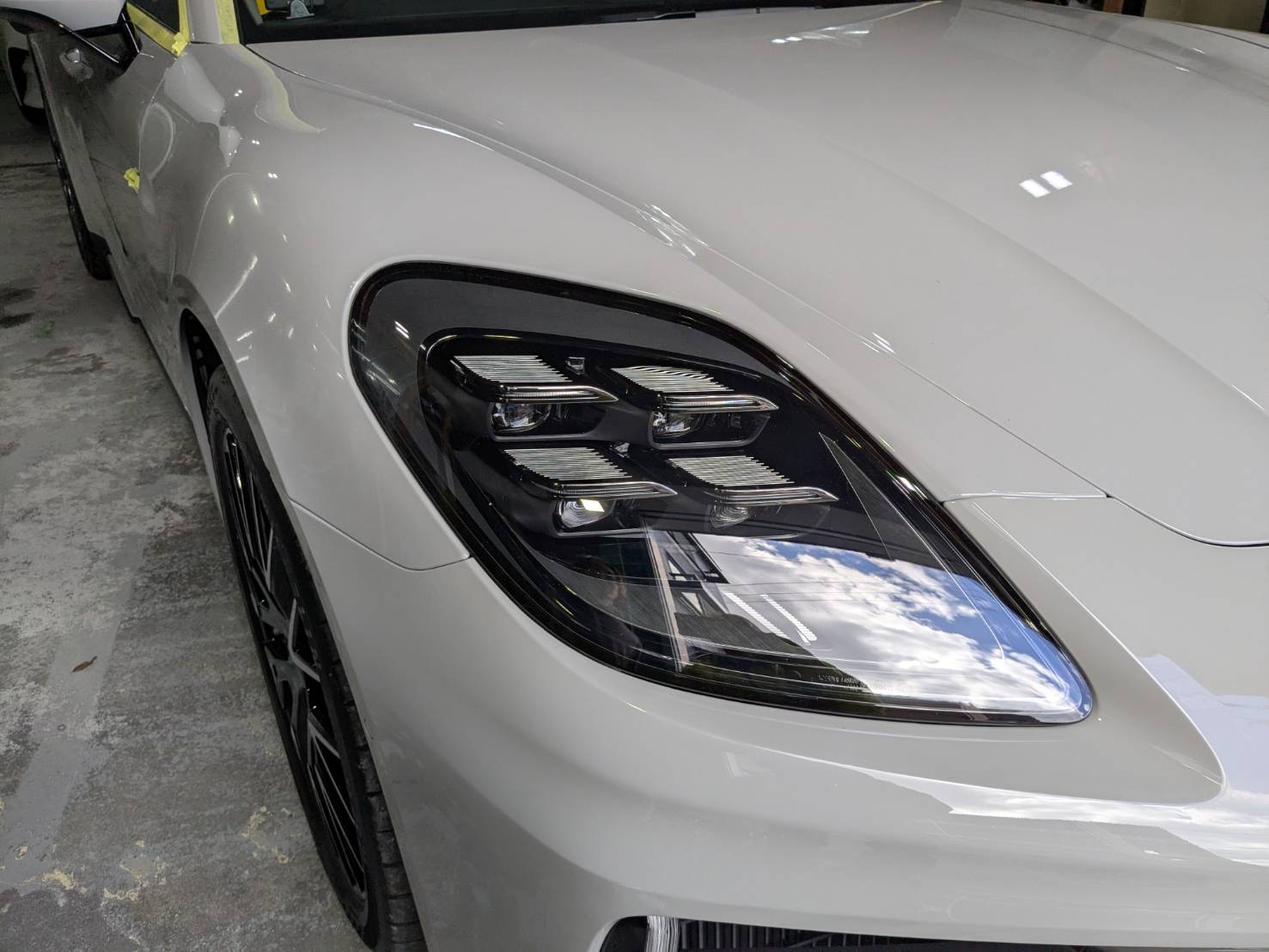 ポルシェ パナメーラ4 施工写真 (11)