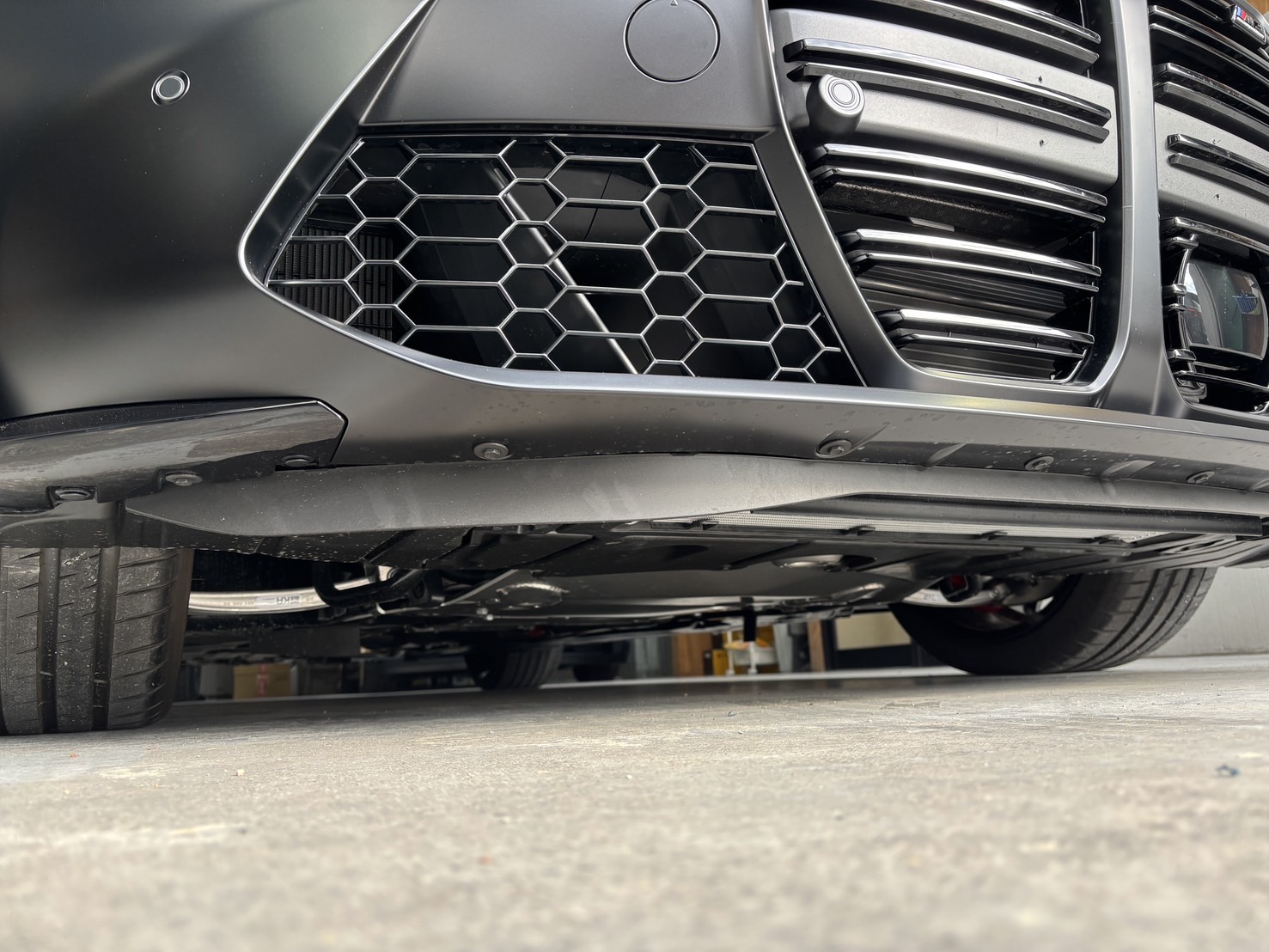 BMW M3competition 施工写真 (8)