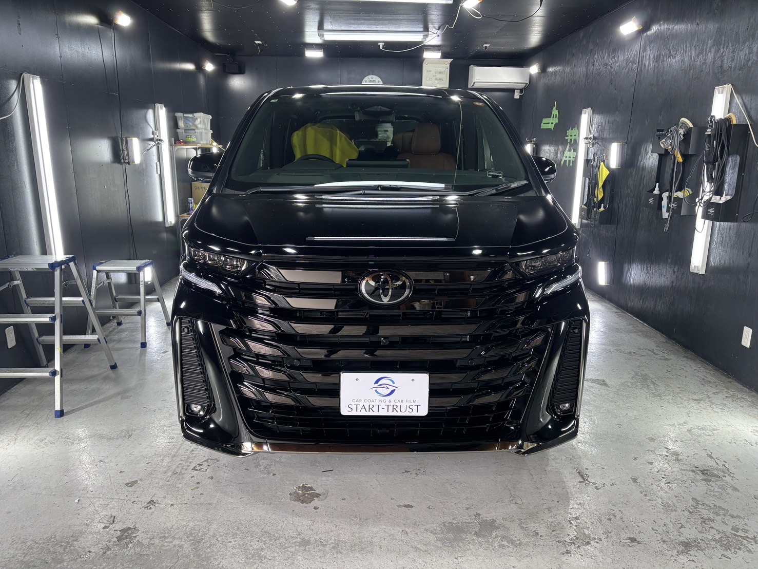 トヨタ ヴェルファイア 施工写真 (6)