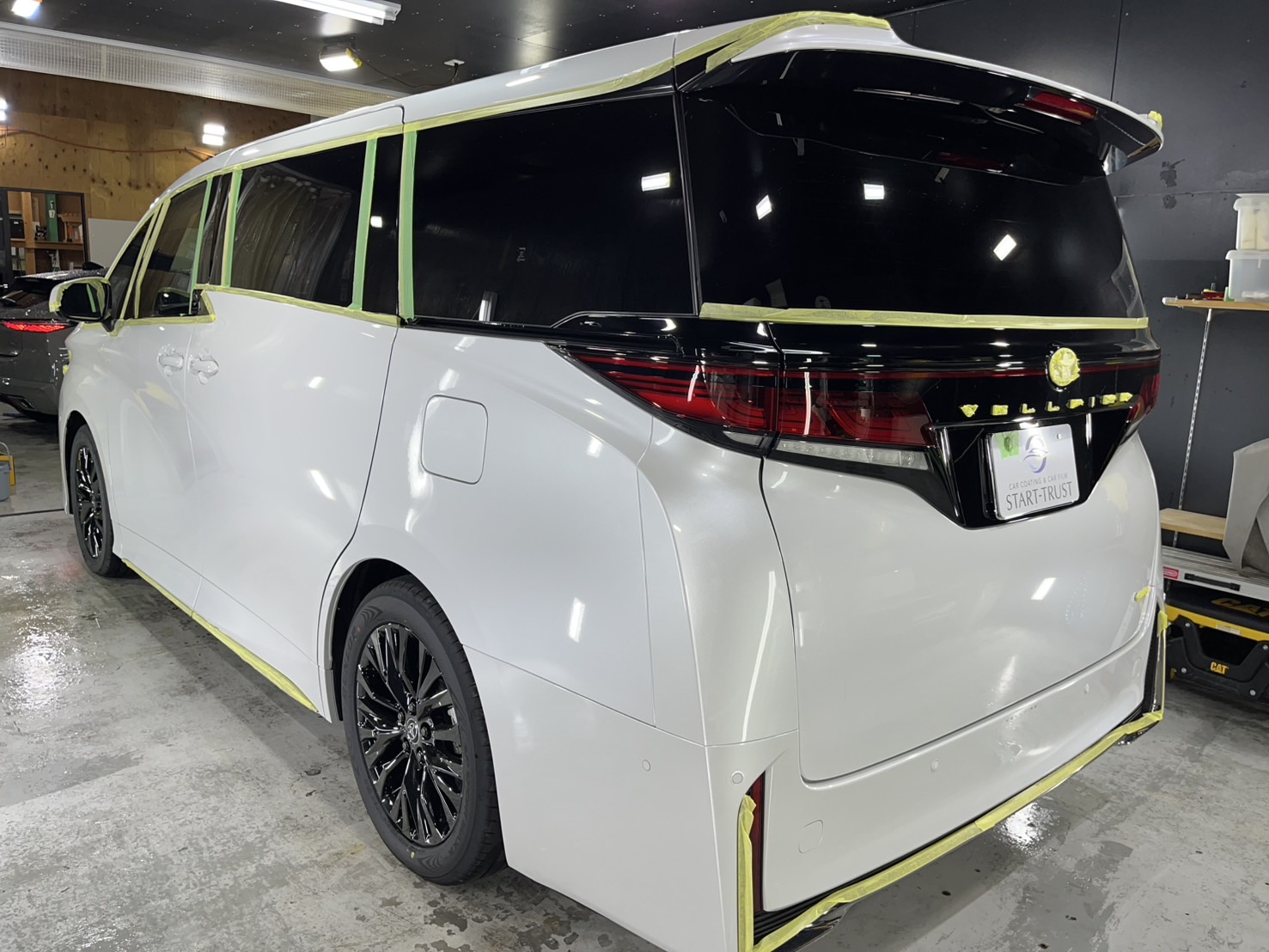 トヨタ ヴェルファイア 施工写真 (13)