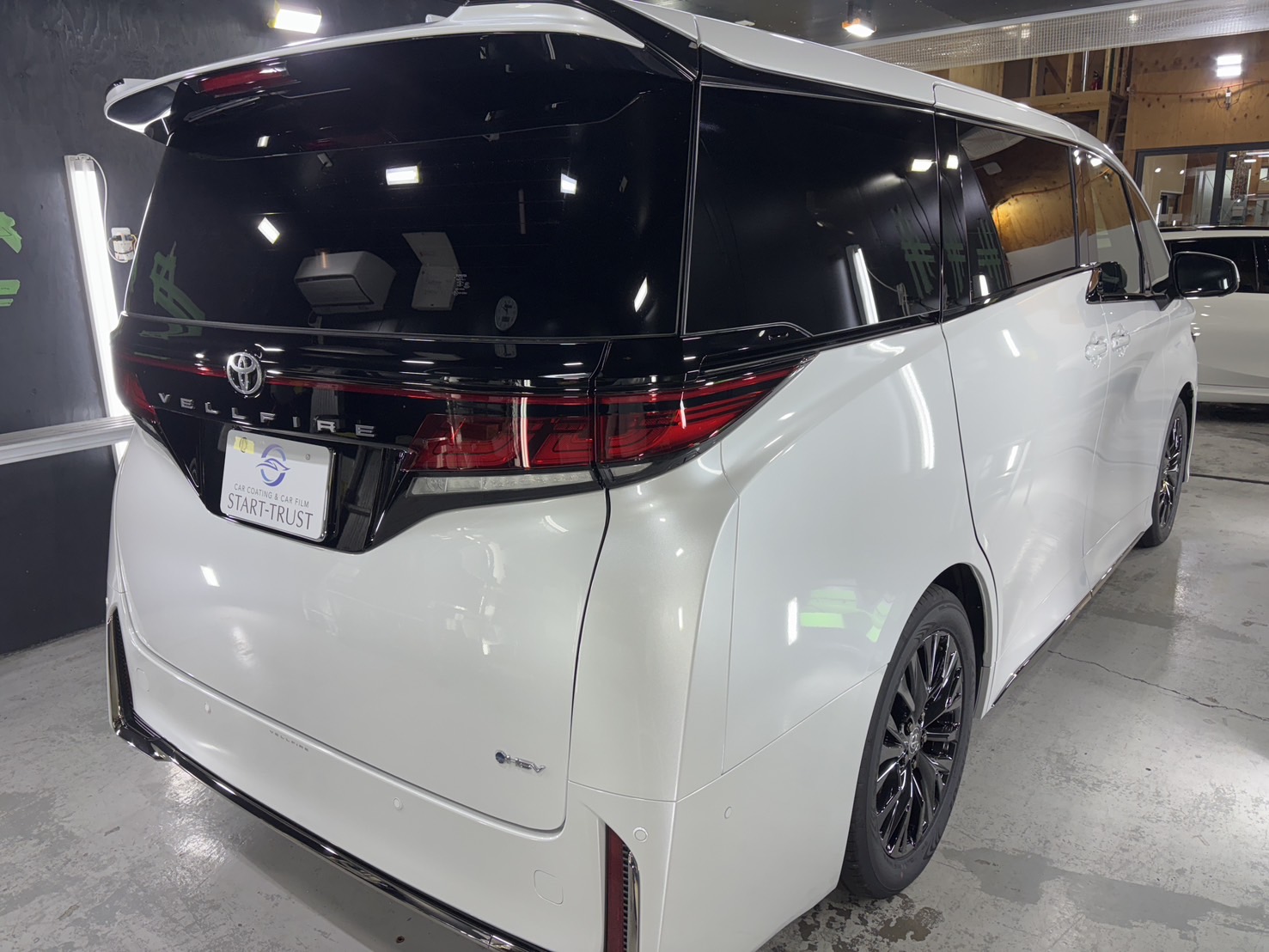 トヨタ ヴェルファイア 施工写真 (19)
