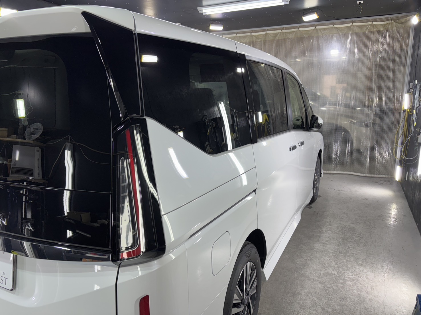 日産 セレナ 施工写真 (14)