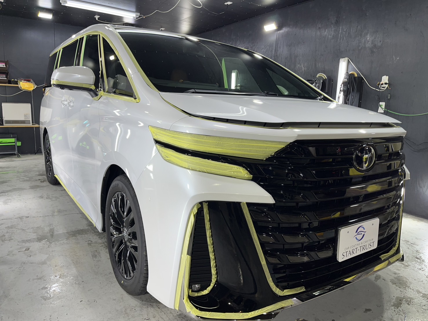 トヨタ ヴェルファイア 施工写真 (10)