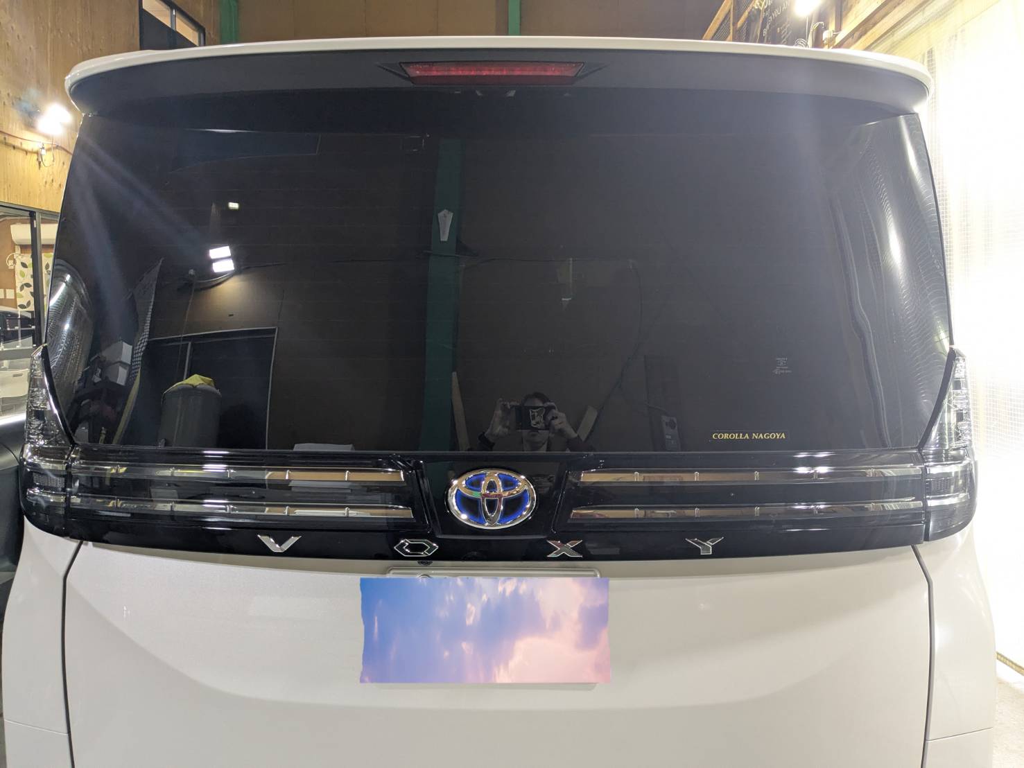 トヨタ VOXY 施工写真 (17)