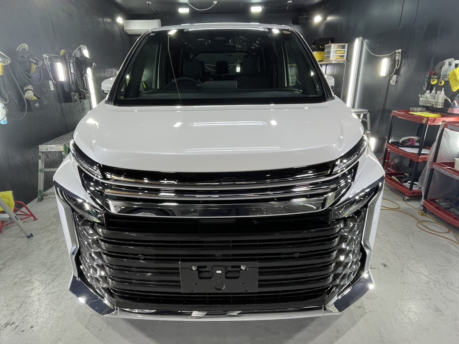 トヨタ VOXY 施工写真 (3)