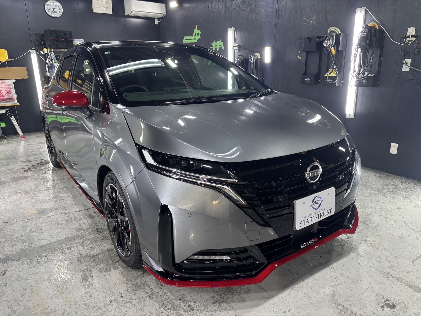 日産 オーラニスモ 施工写真 (2)