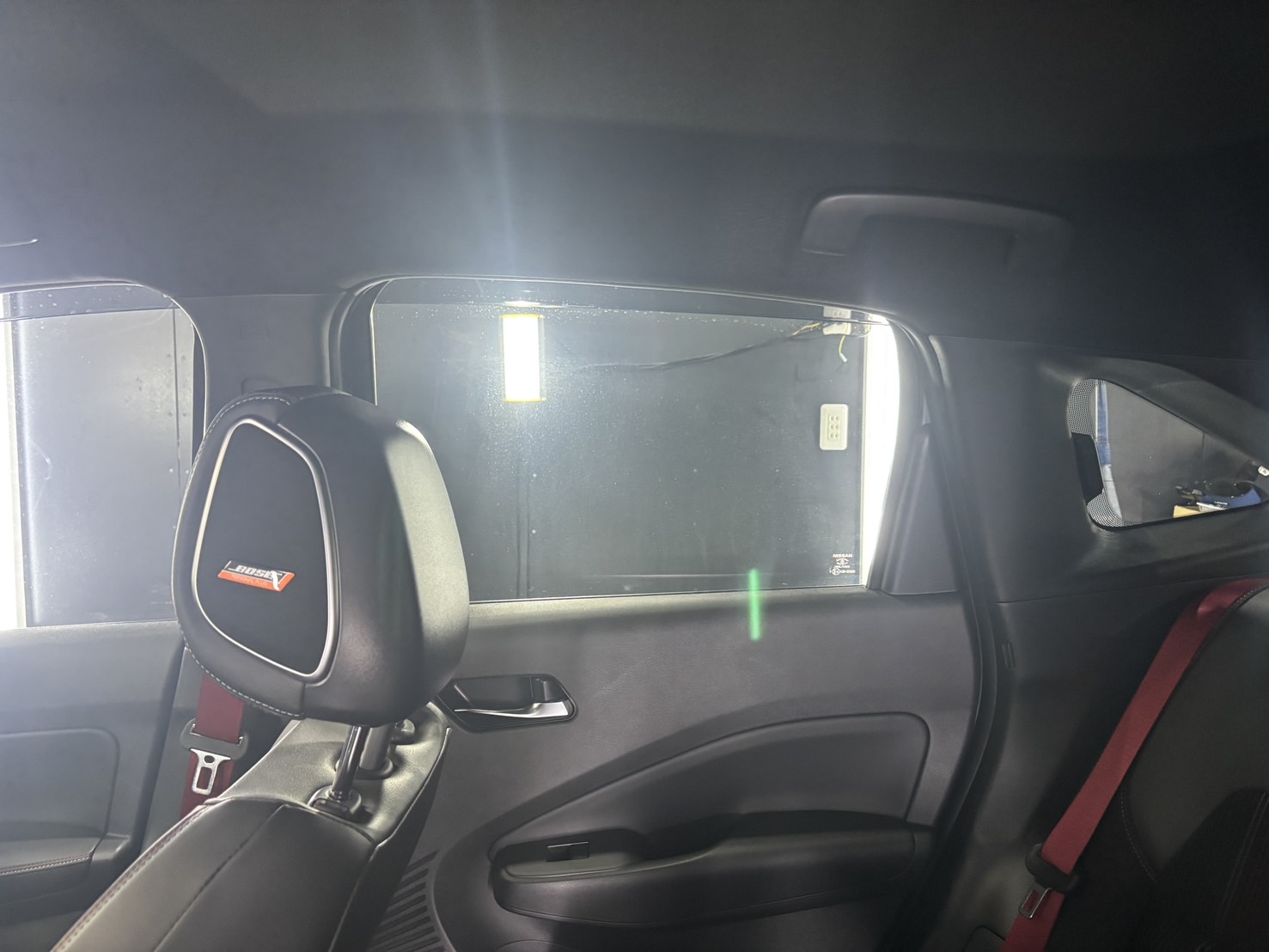 日産 オーラニスモ 施工写真 (7)