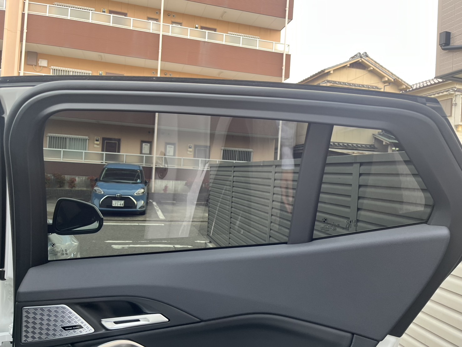 BMW X2 施工写真 (9)