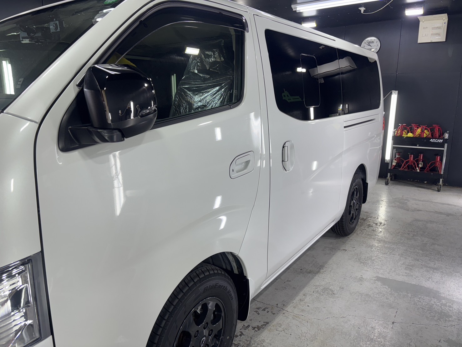 日産 キャラバン 施工写真 (10)