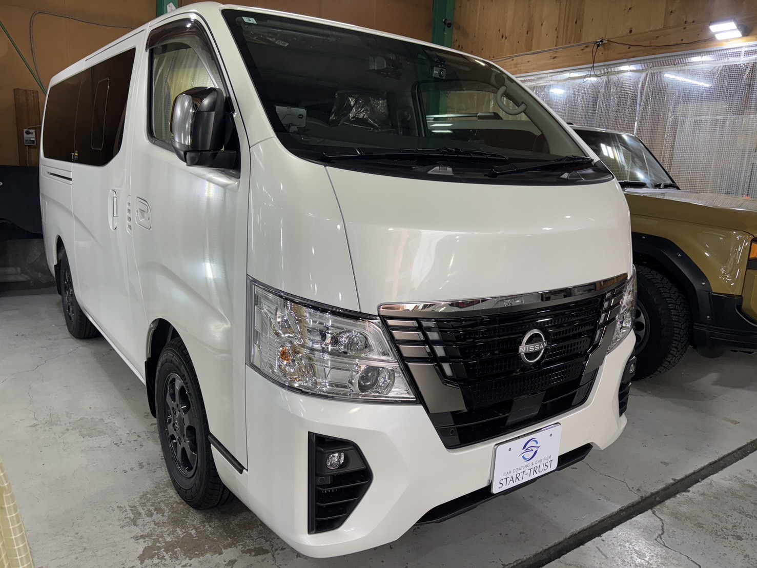日産 キャラバン 施工写真 (2)