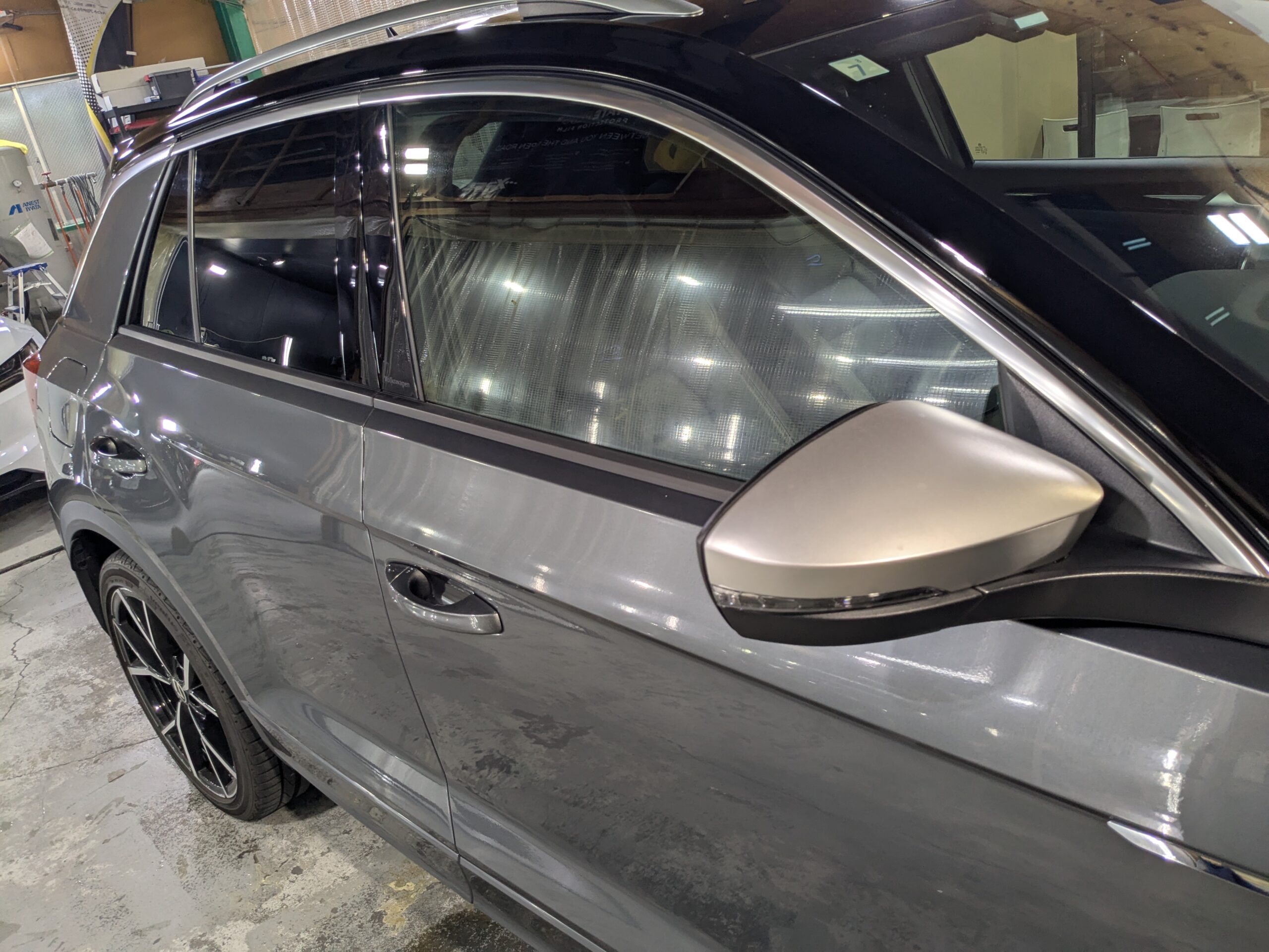 フォルクスワーゲン T-ROC 施工写真 (3)