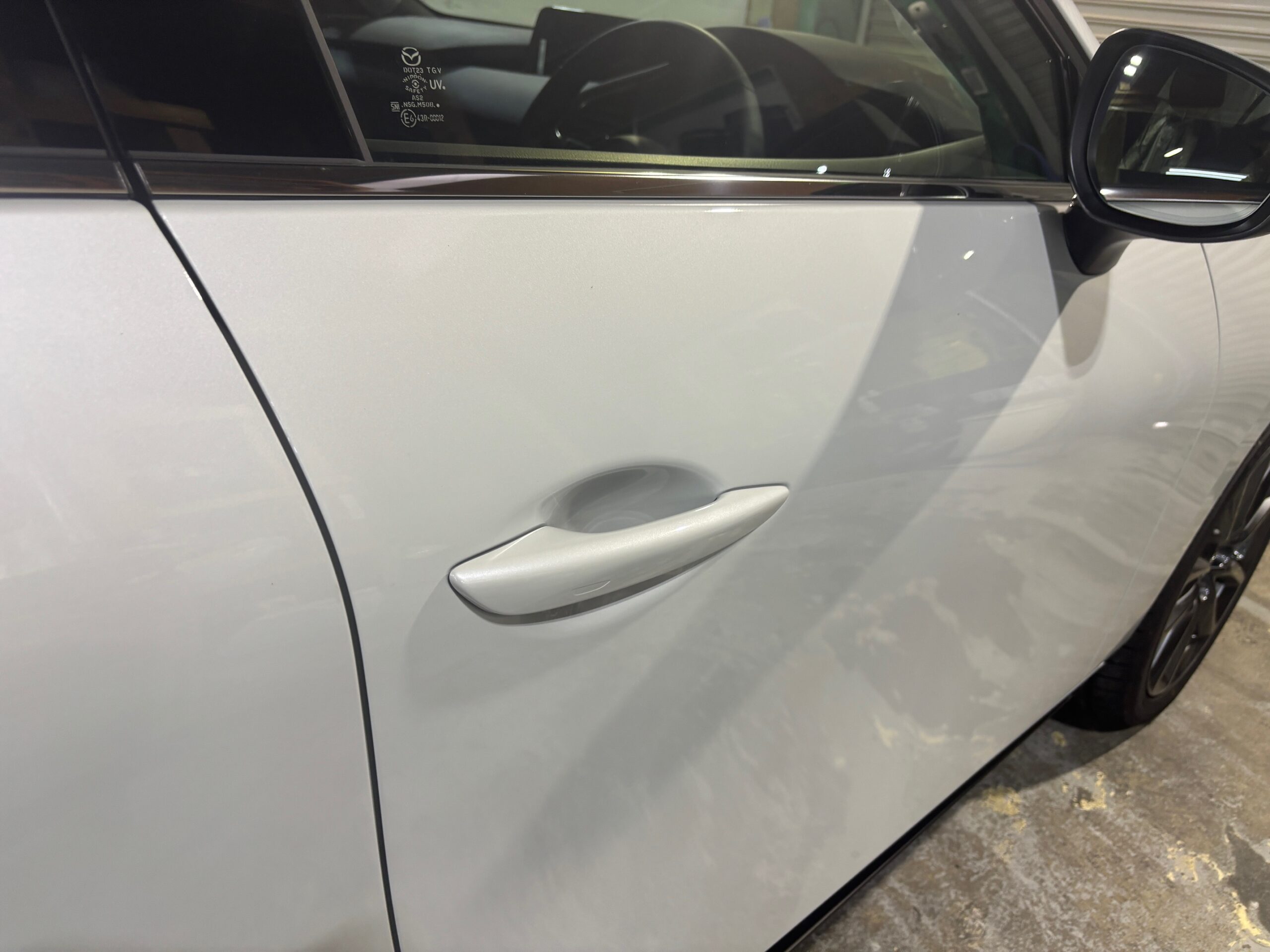 マツダ Mazda3 施工写真 (9)