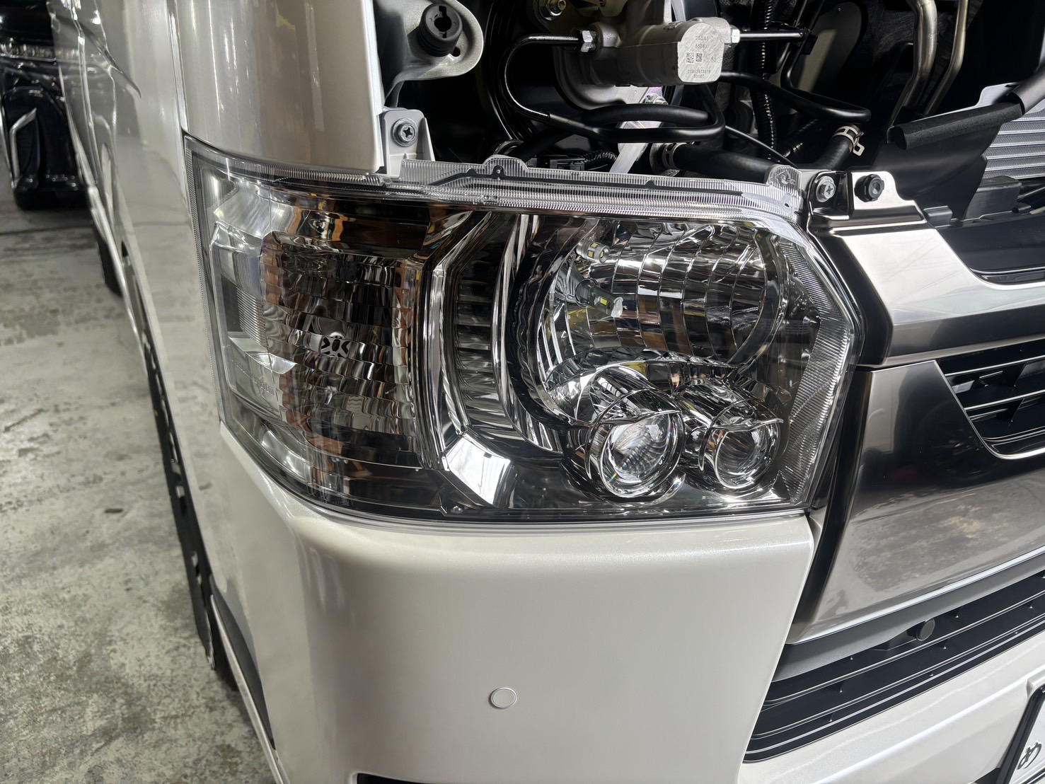 トヨタ ハイエース 施工写真 (23)